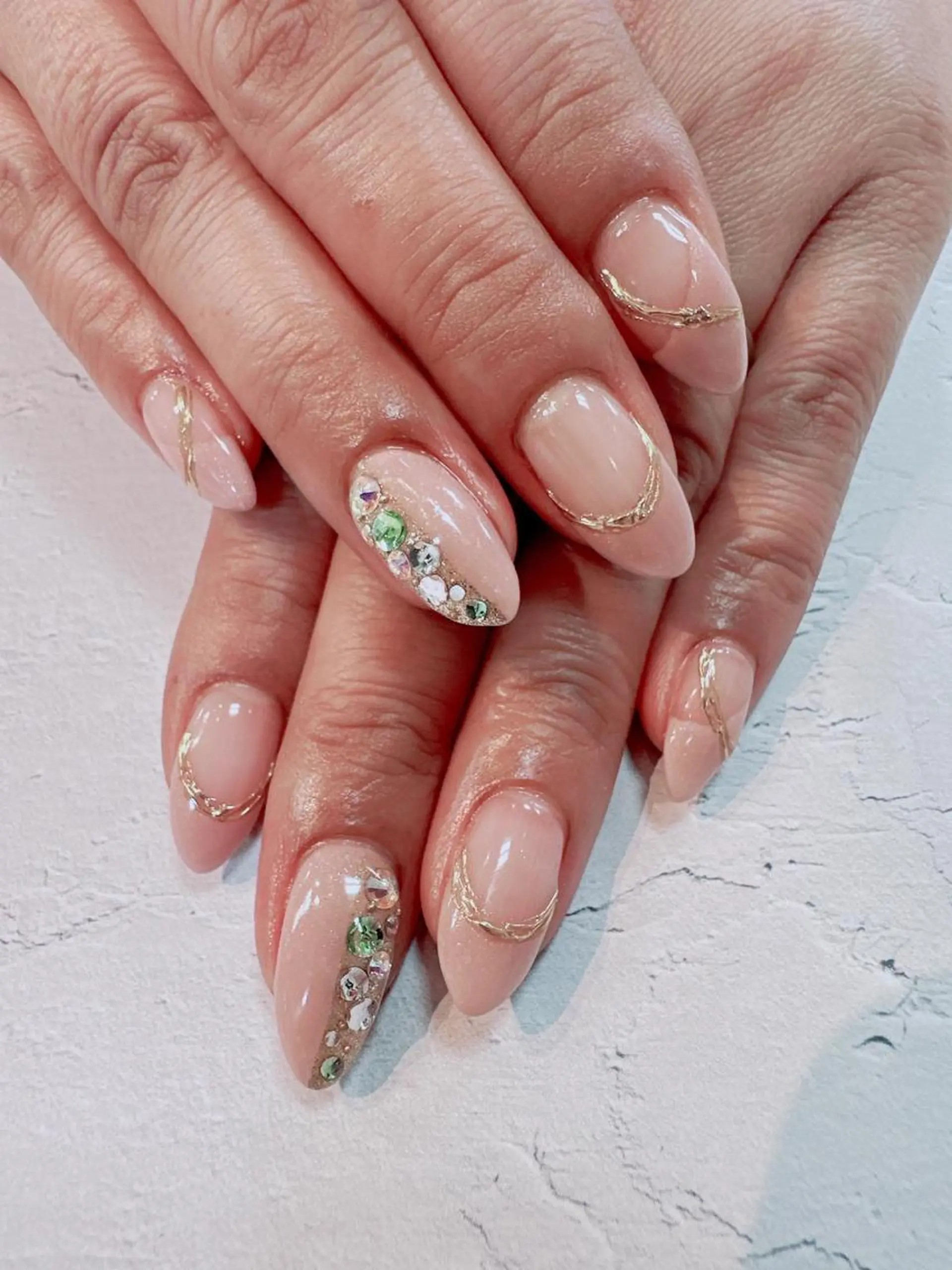 ネイル フレンチネイル ハンドネイル nailist SATO【銀座】のネイルデザイン