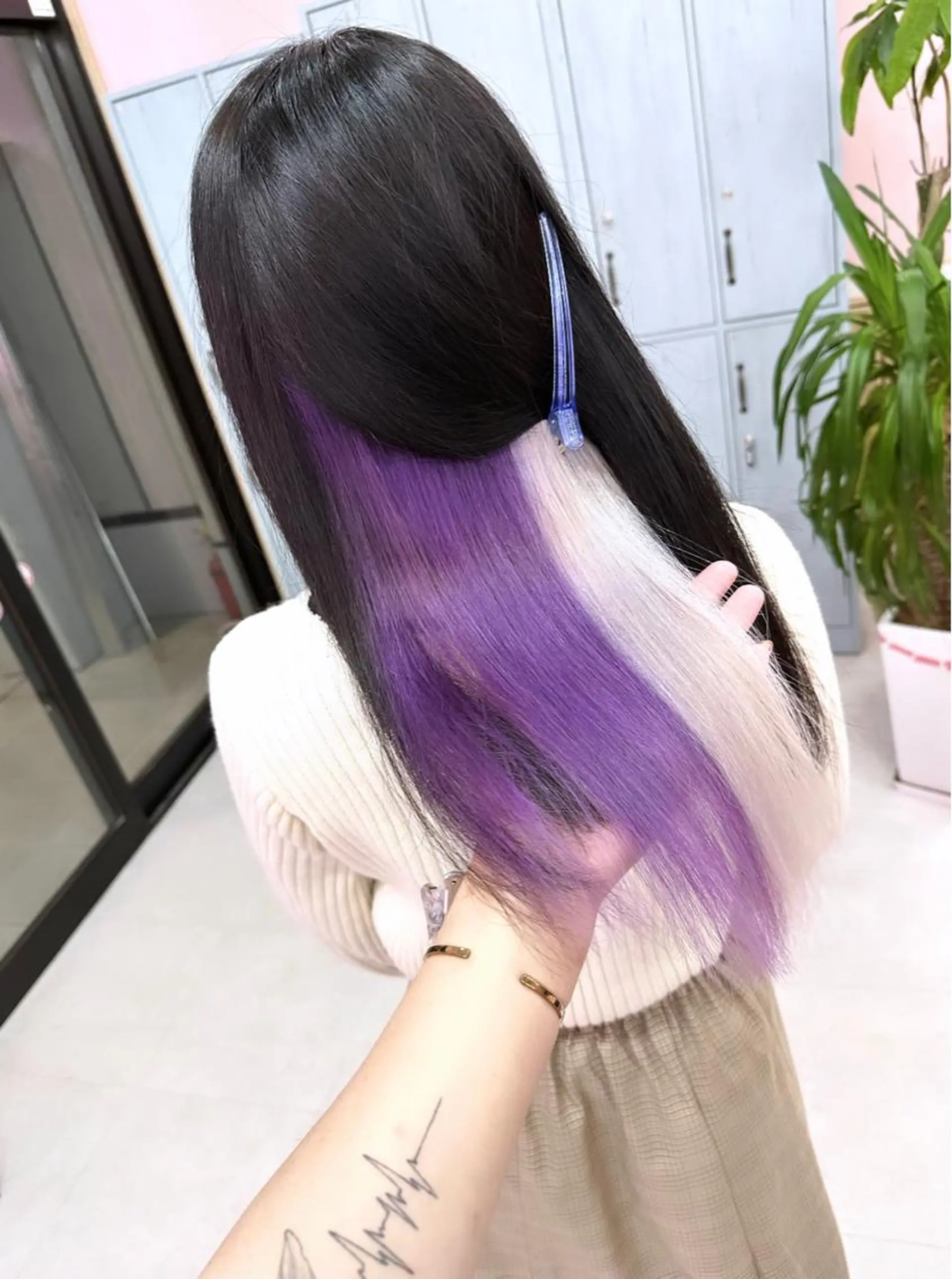 ロング ヘアカラー トリートメント ブリーチ指名No.1 MANATO🎨🌈のヘアスタイル