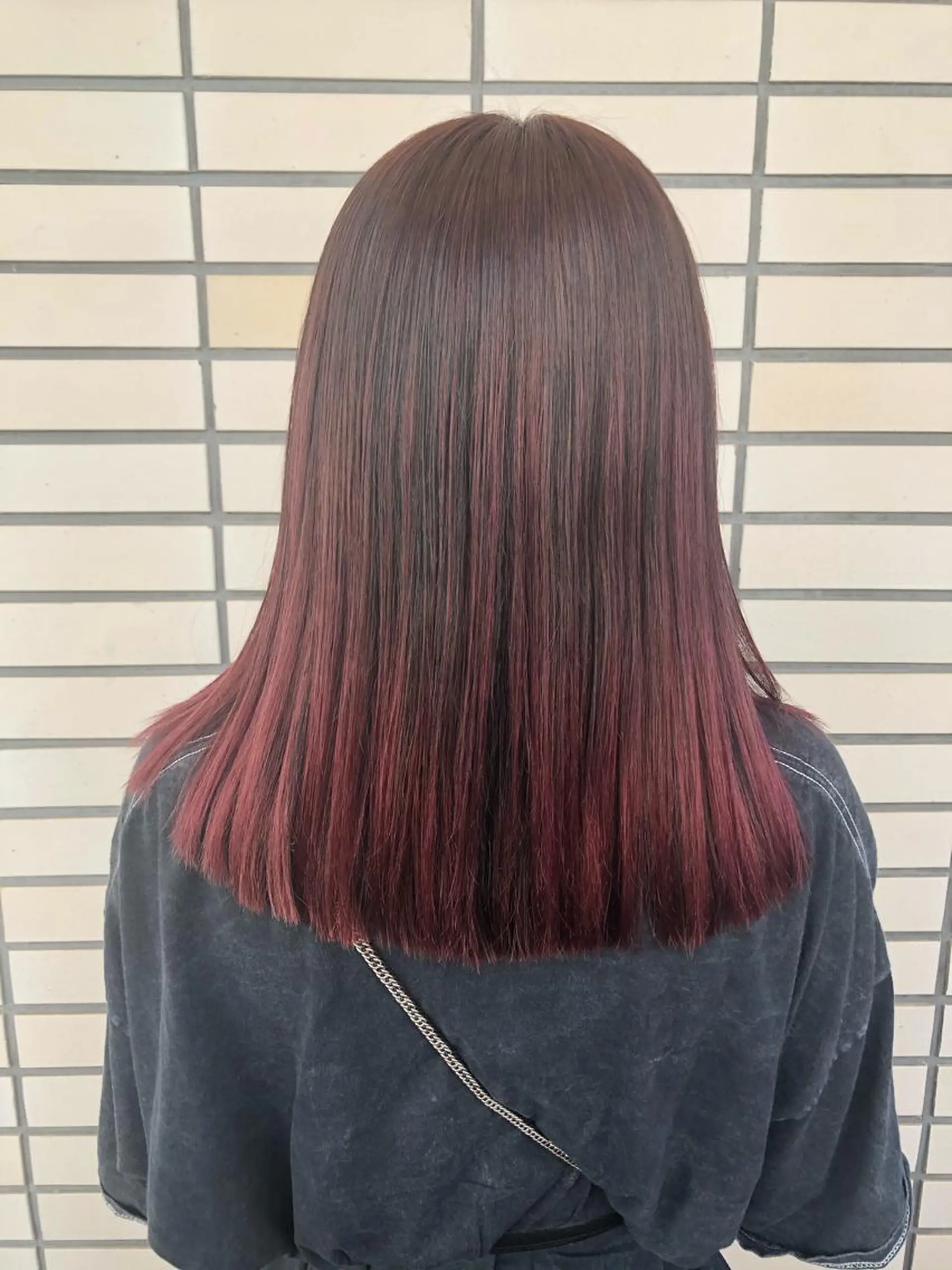 セミロング カラー ピンクカラー レッドカラー ヘアカラー 2nd所属・🤍2nd🤍田所 美希のヘアスタイル