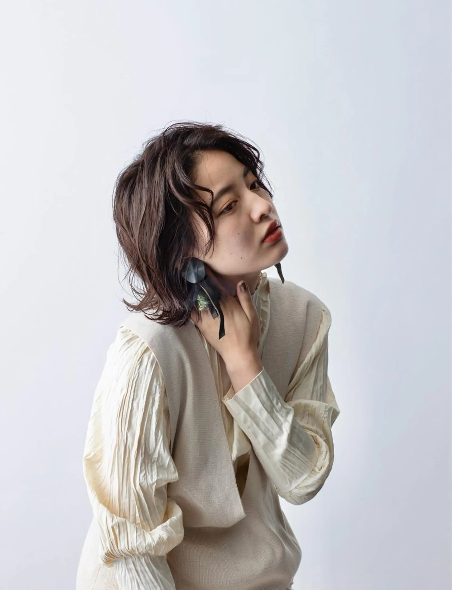 ミディアム くびれヘア ウルフカット カット ヘアカラー 縮毛矯正 トリートメント hoNua. 栄/透明感カラーのヘアスタイル