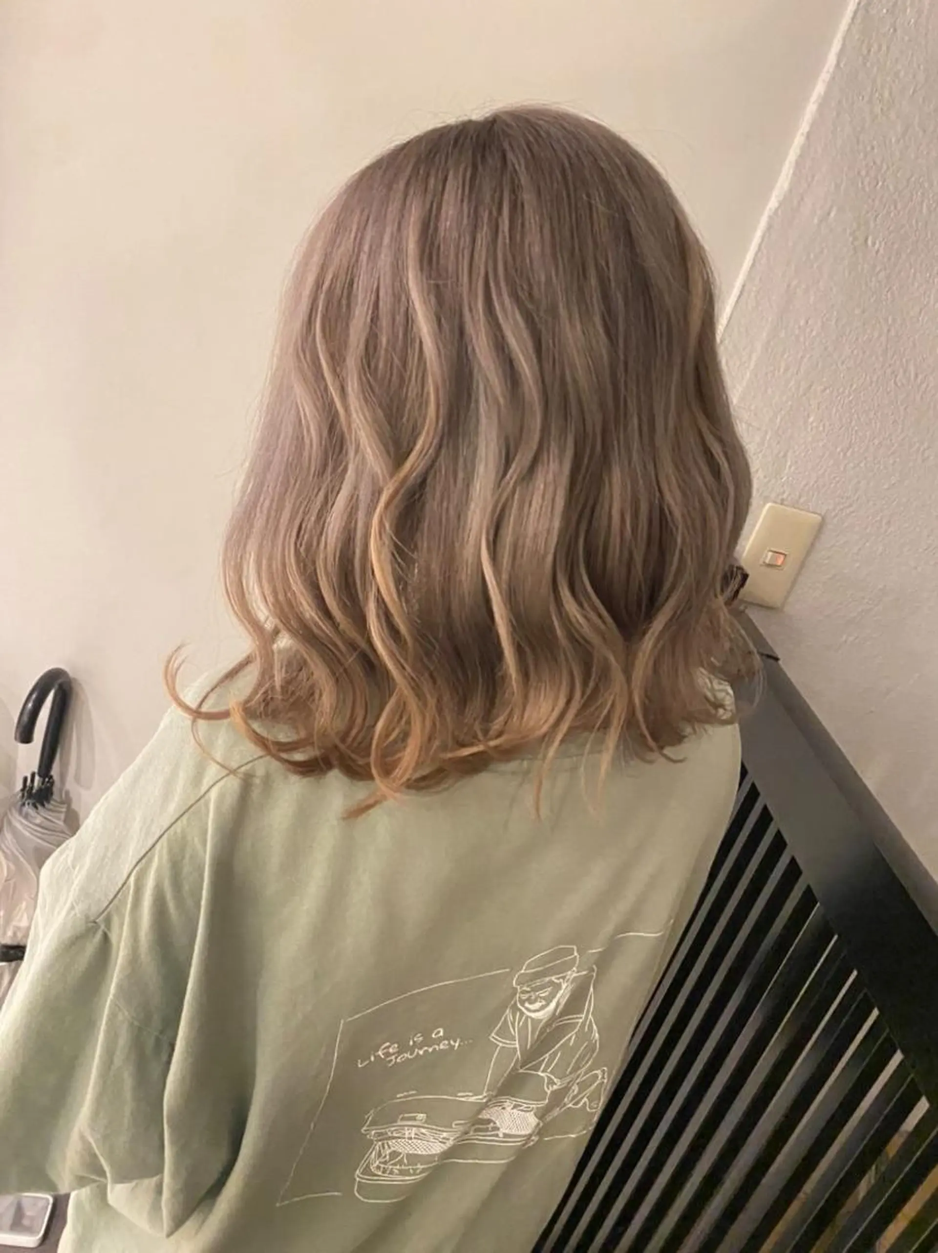 ミディアム カラー 🔥ハイトーンカラー ギャルNAOKI🔥のヘアスタイル