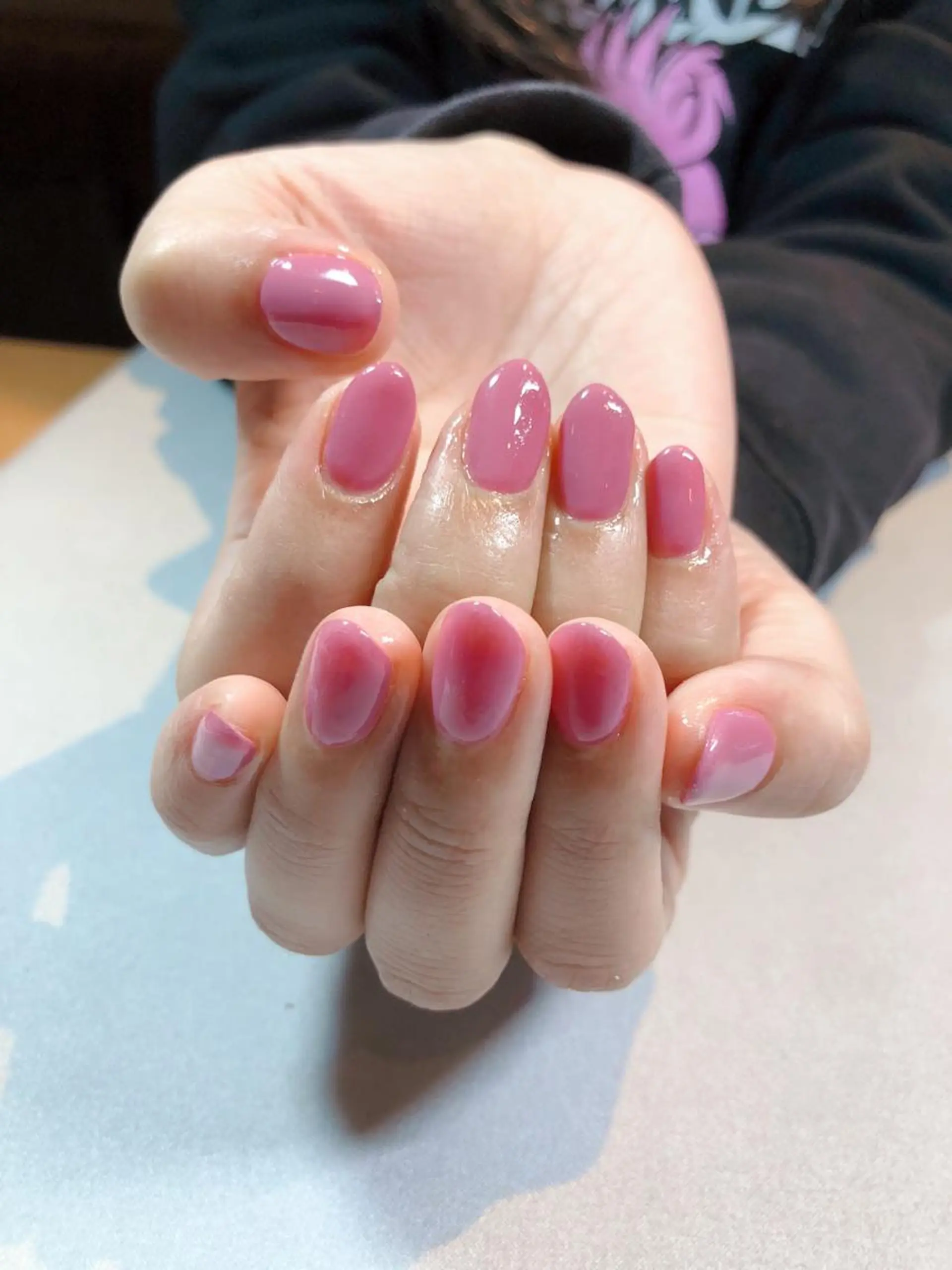 ネイル iiloo aromaworksのネイルデザイン