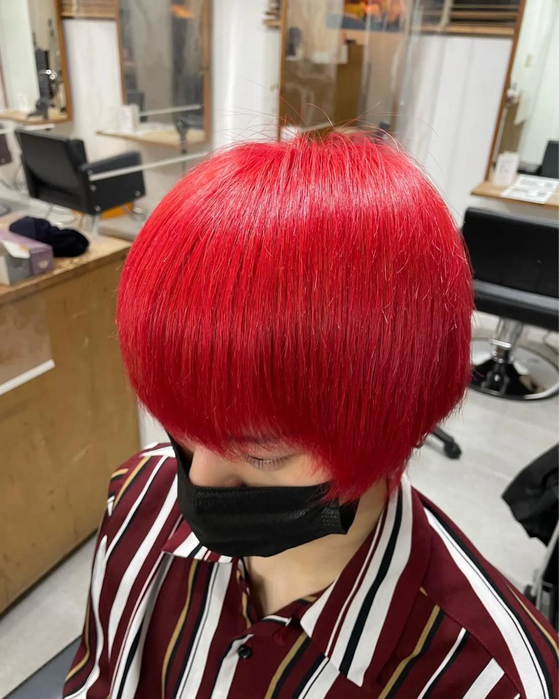 ショート 🐬脱白髪染めカラー 清水大世🐬のヘアスタイル