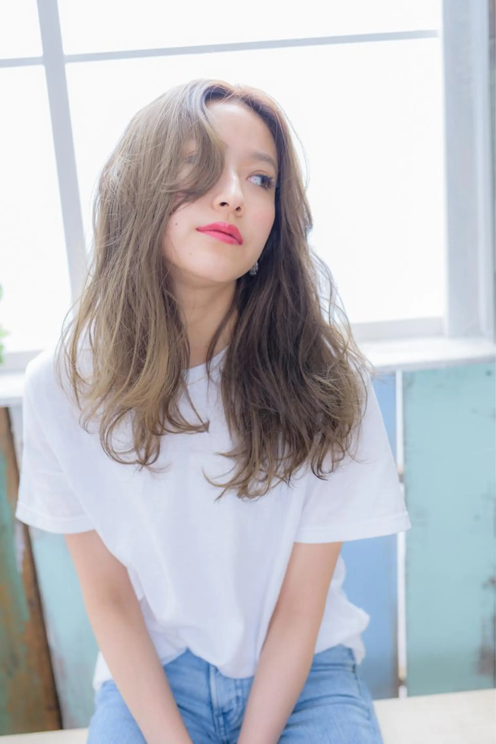 セミロング カラー パーマ ヘアアレンジ アディクシーカラー 透明感カラー ハイライトカラー イルミナカラー インナーカラー カット ヘアカラー トリートメント ヘアセット ✨ハイクオリティ✨ 山本香也のヘアスタイル