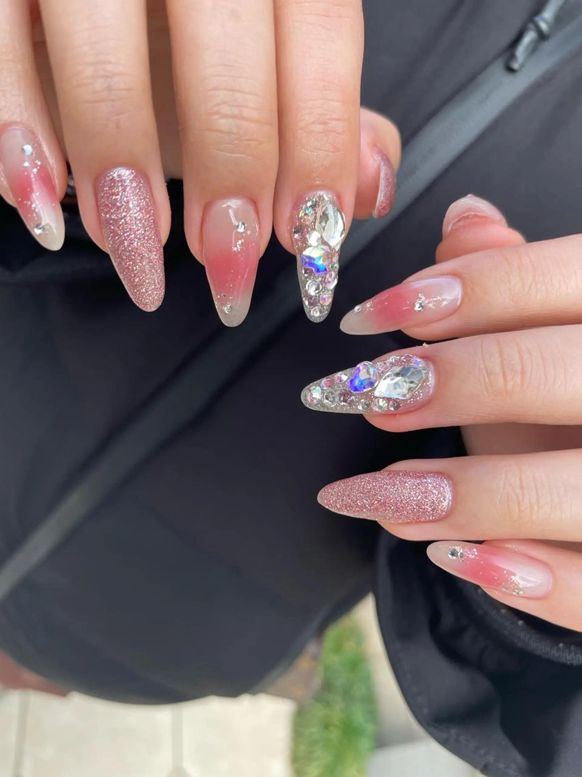 ロング カラー ヘアアレンジ キッズ ネイル マツエク・マツパ アイブロウ 福田 加奈のネイルデザイン