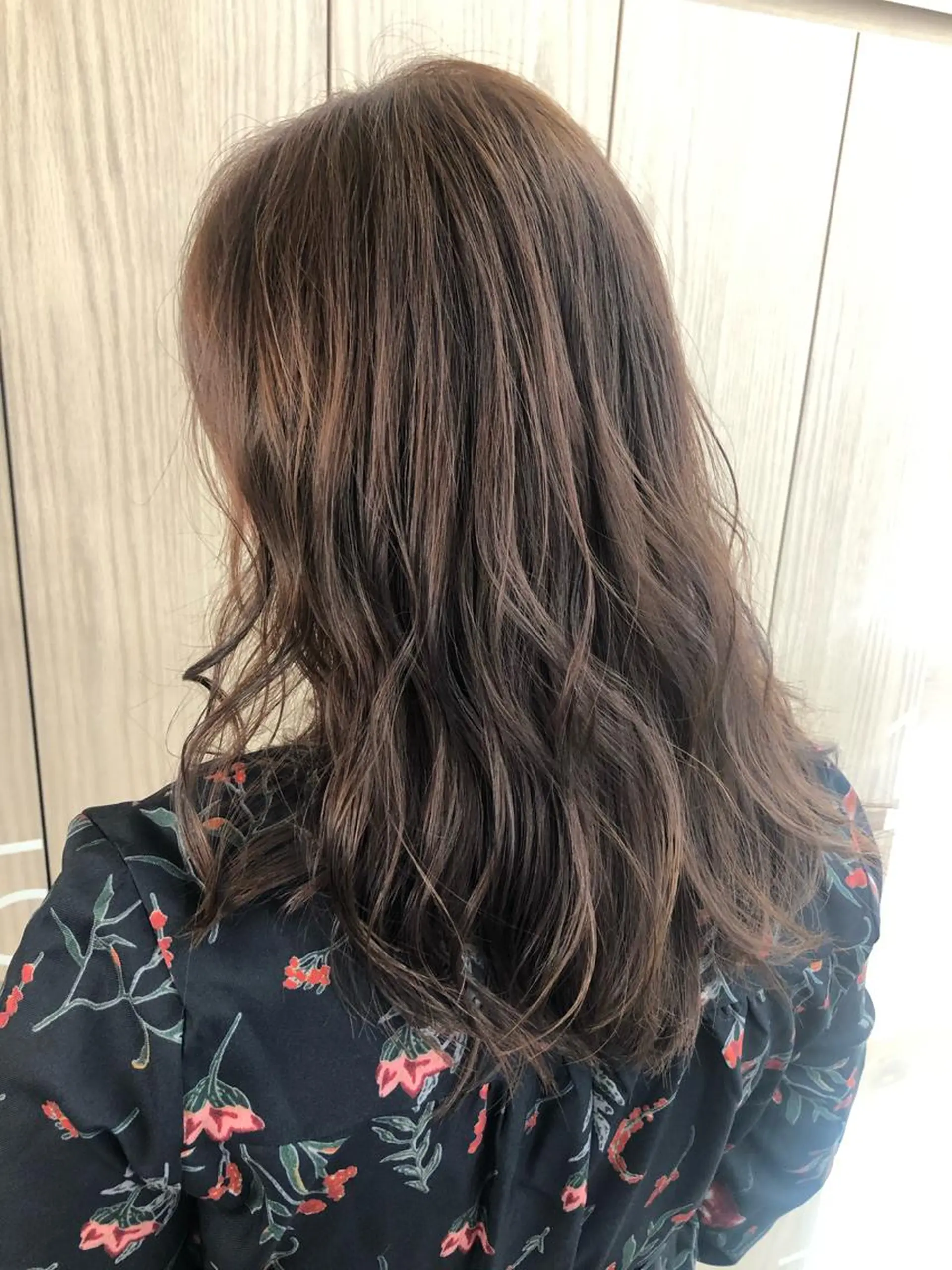 ミディアム カラー Silk-lei【銀座店】所属・銀座/美髪縮毛矯正 /髪質改善/山本翔華のヘアスタイル