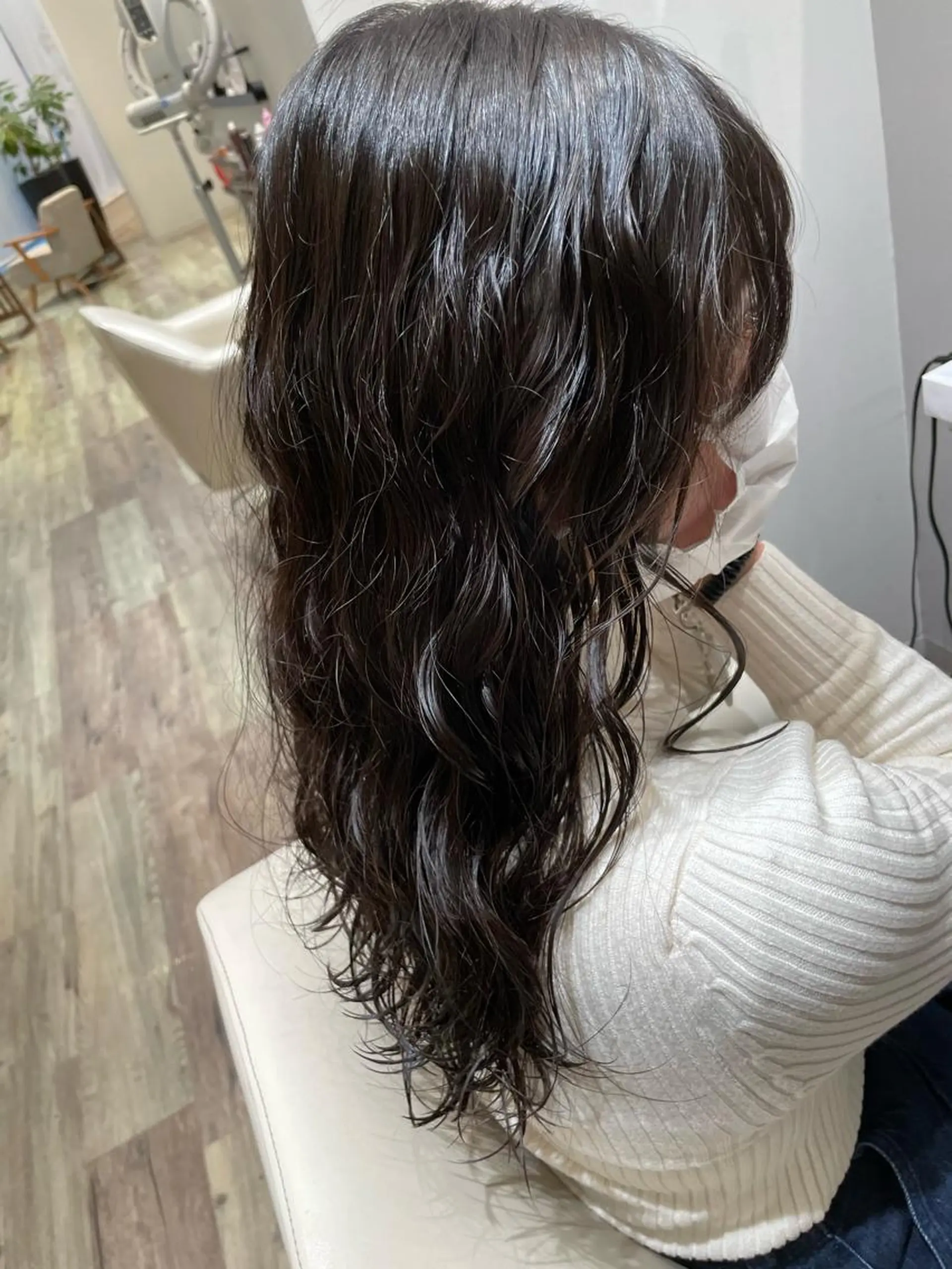 ロング パーマ k-twoたき✨艶感 カラー／美髪矯正のヘアスタイル