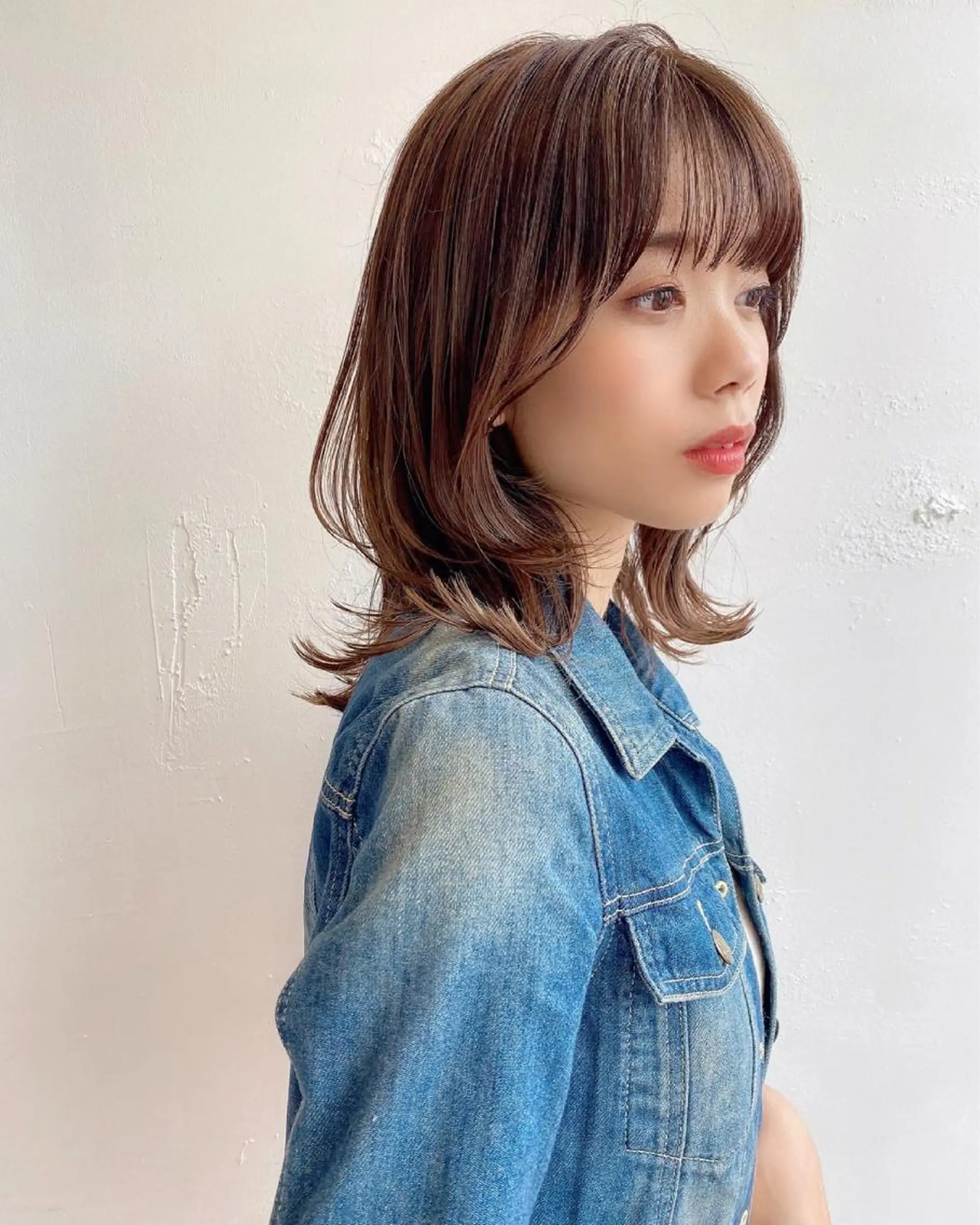 ミディアム レイヤーカット 鎌倉 彩のヘアスタイル