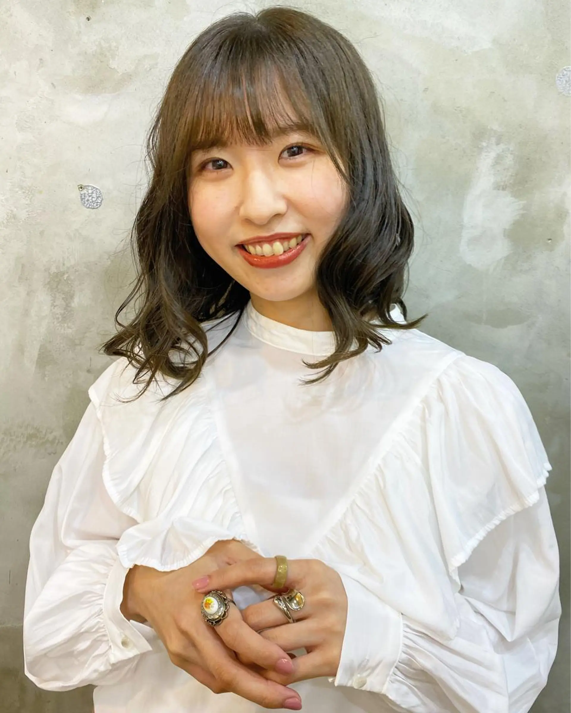 セミロング カラー ヘアアレンジ ブリーチ ブリーチなしカラー 志賀 あずみのヘアスタイル