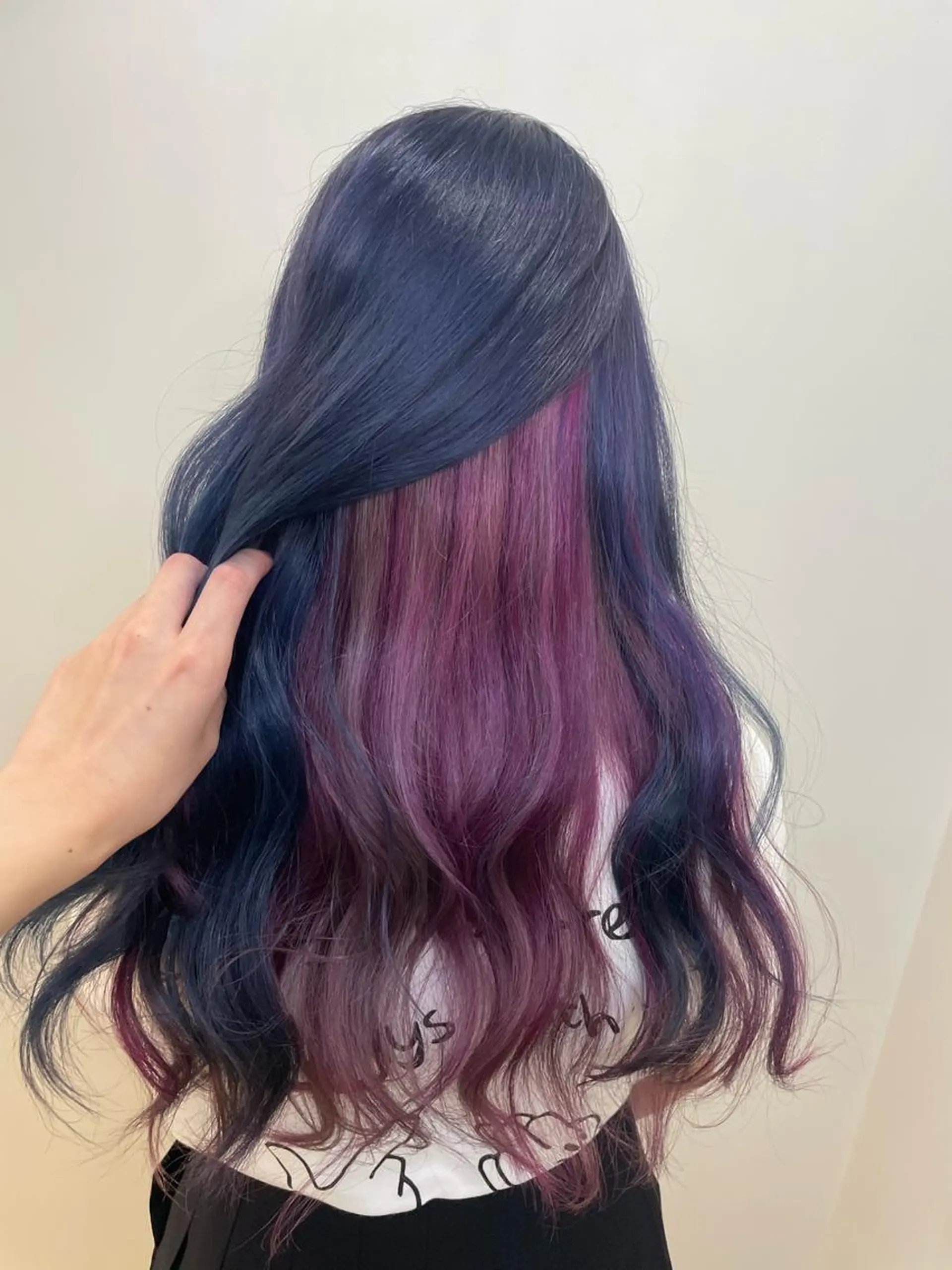 カラー 小濵 美月のヘアスタイル