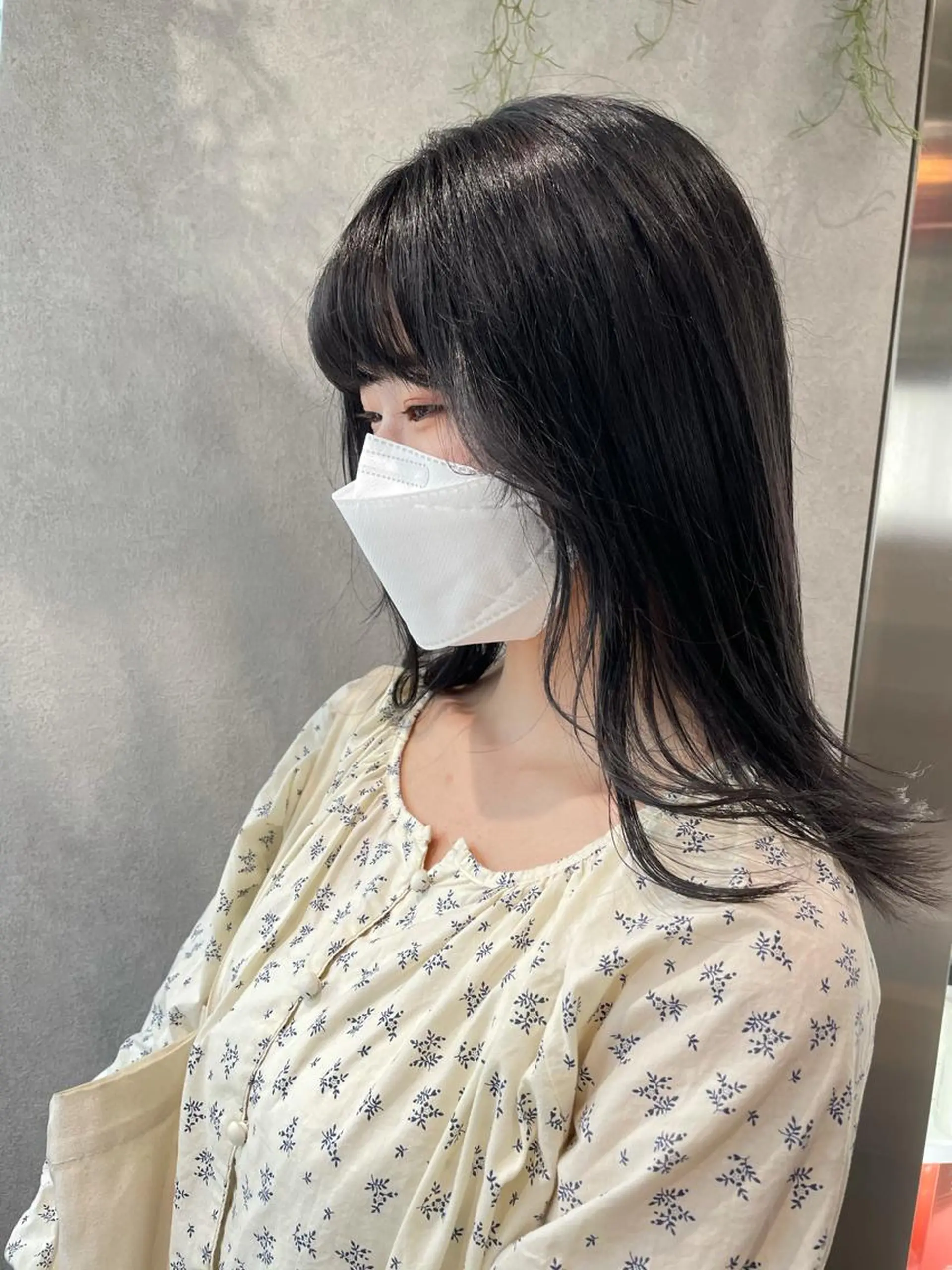 セミロング カラー 透明感カラー ヘアカラー ナチュラル透明感🌱 小山美樹子のヘアスタイル