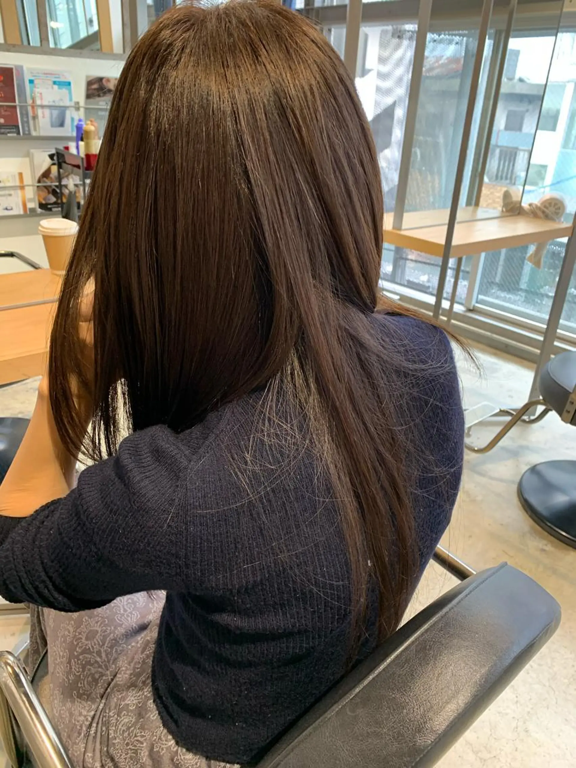 ロング 濱岡 恭子のヘアスタイル