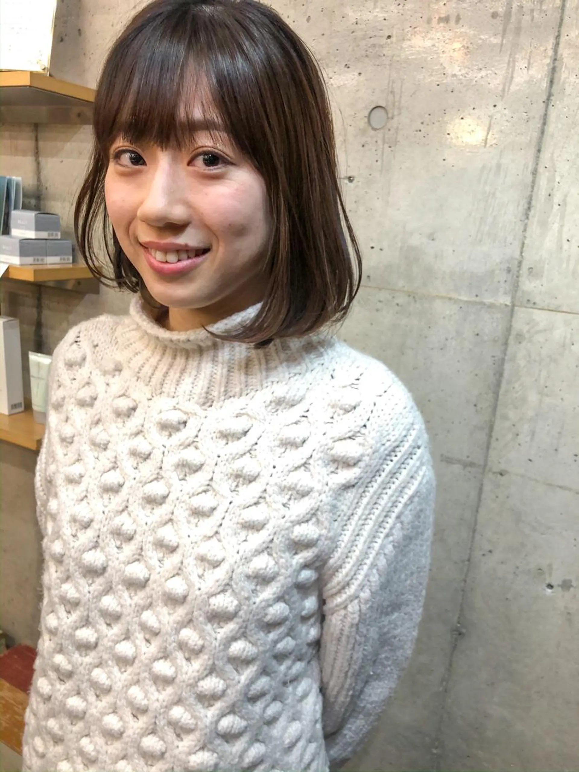 ミディアム カラー ボブ カット ヘアカラー トリートメント センスをお届けします 大谷将生INFPのヘアスタイル