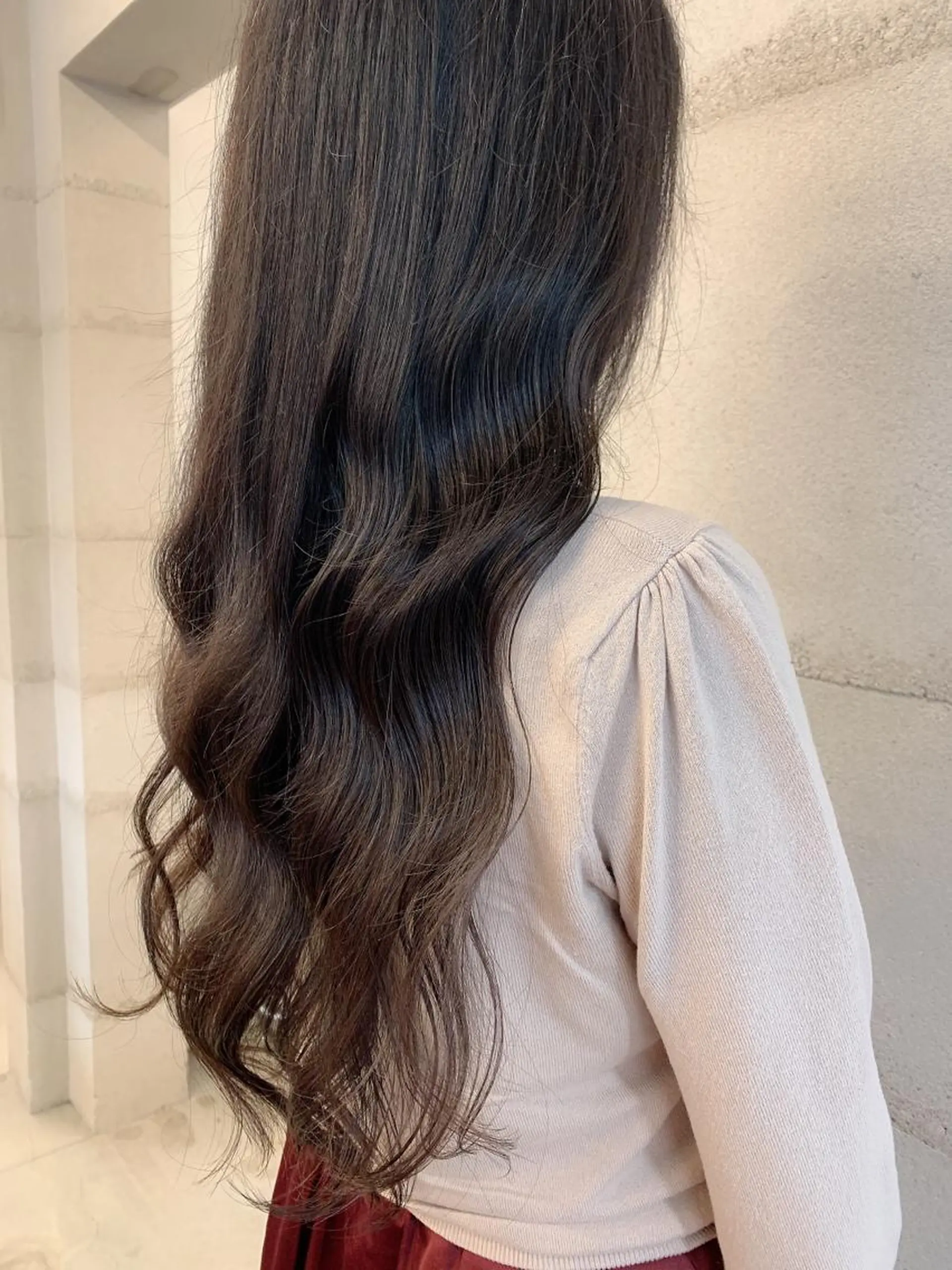 ロング カラー 透明感/オリーブ/ グレージュ/YUKAのヘアスタイル