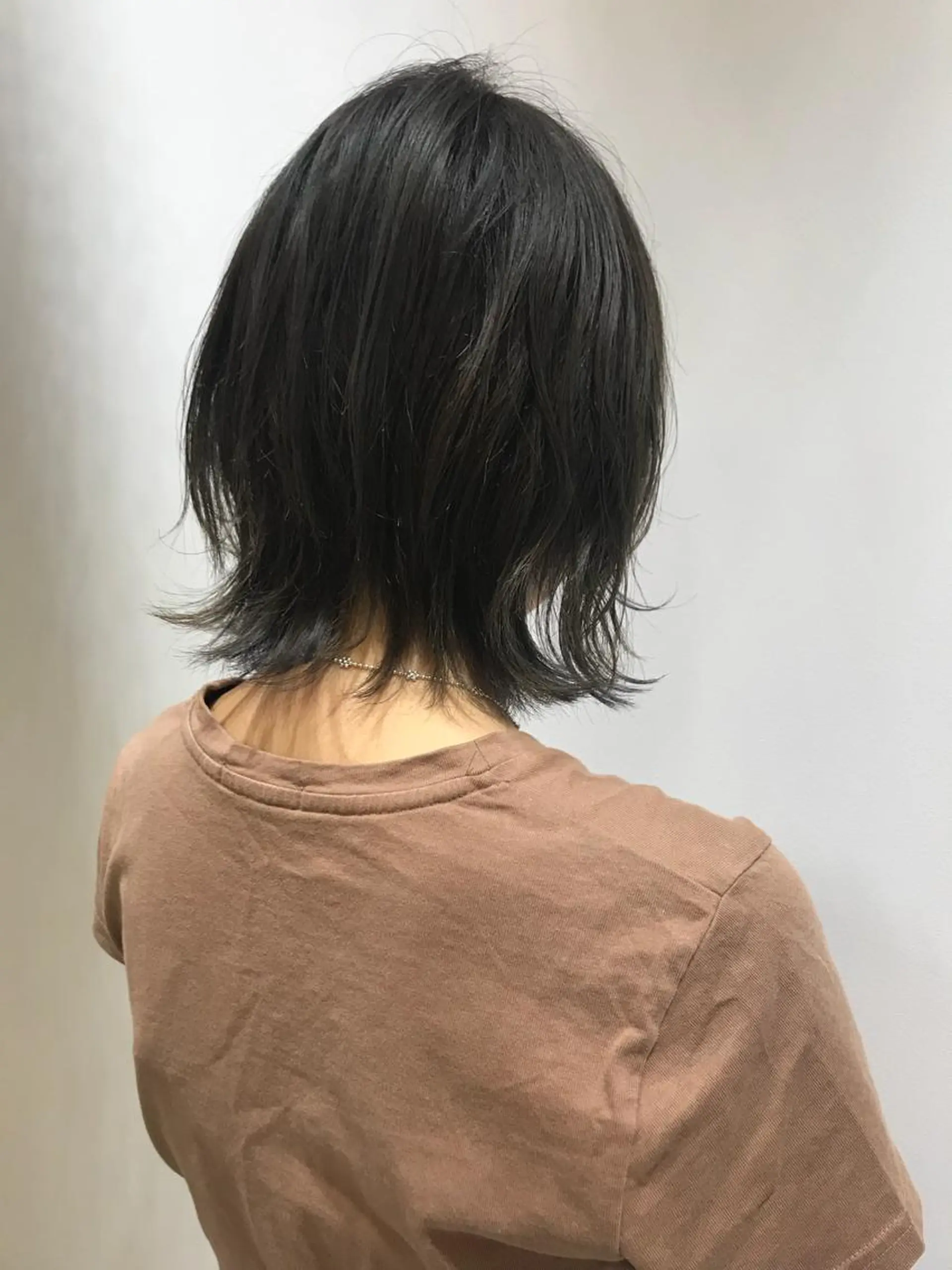 ショート カラー カット ヘアカラー トリートメント 🐺ウルフ/レイヤー 似合わせ‎🤍沙羅のヘアスタイル