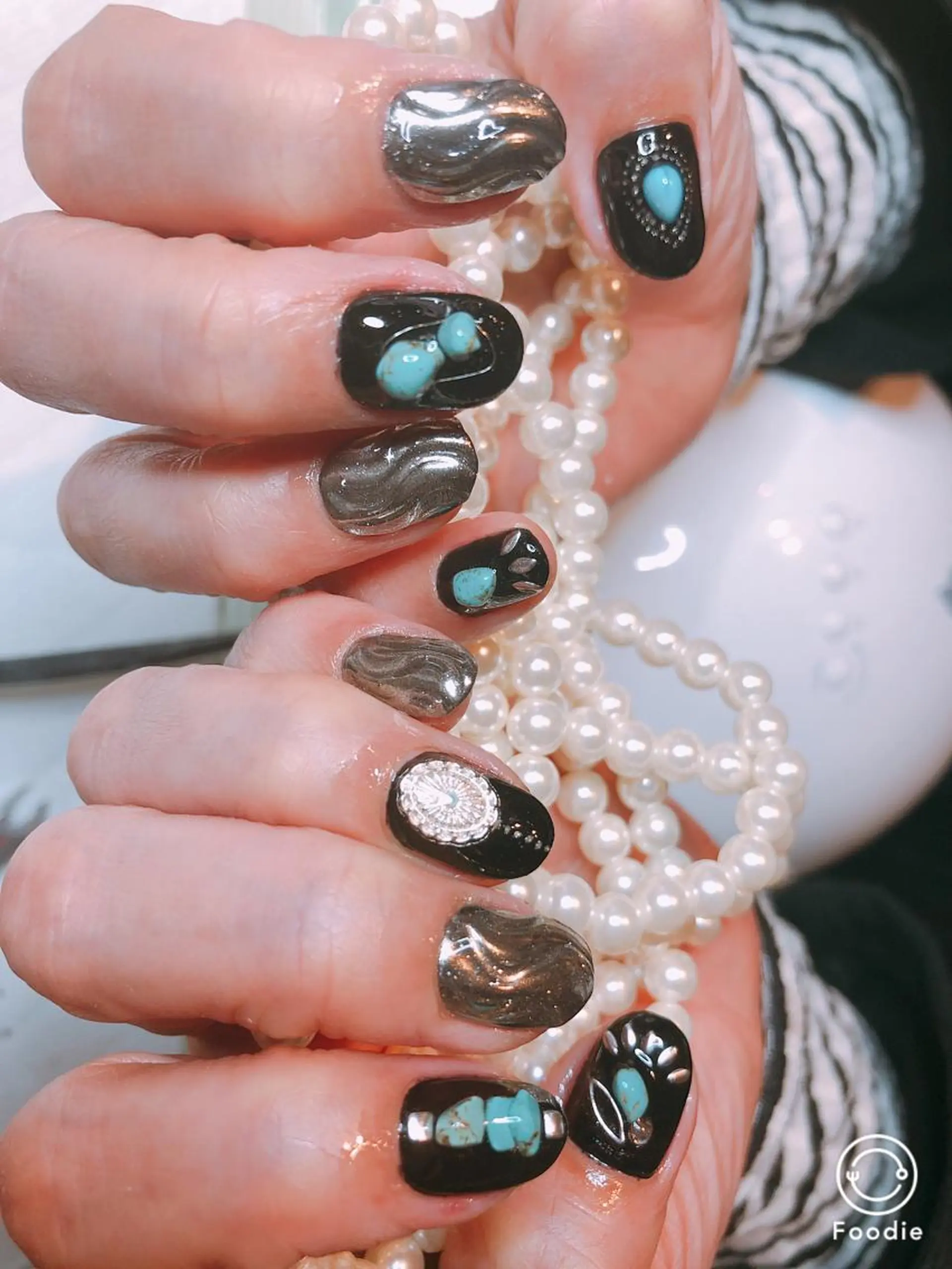 ミディアム ネイル 長さ出し専門 nynaのネイルデザイン