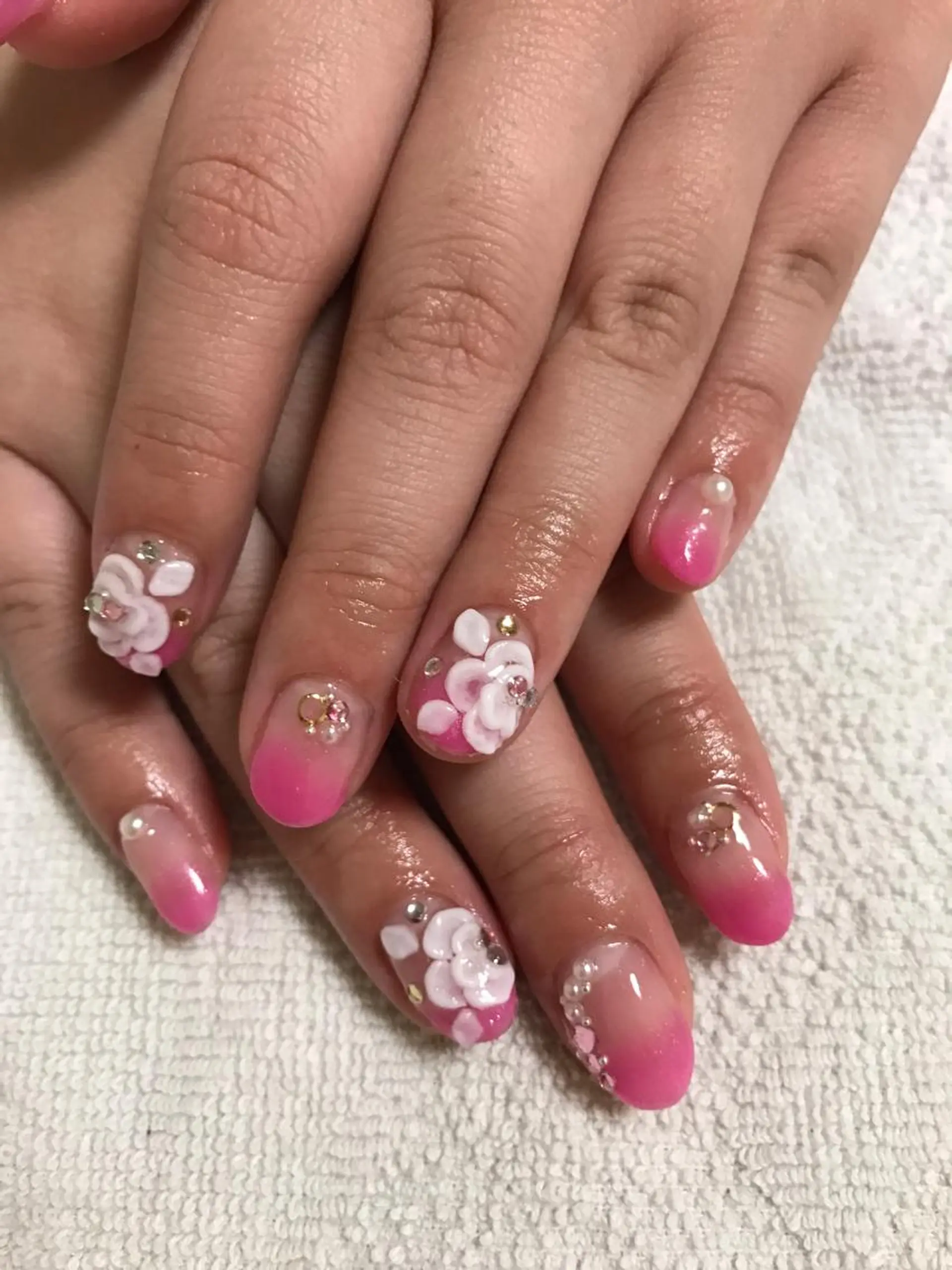 ネイル LOVEnail tomoのネイルデザイン
