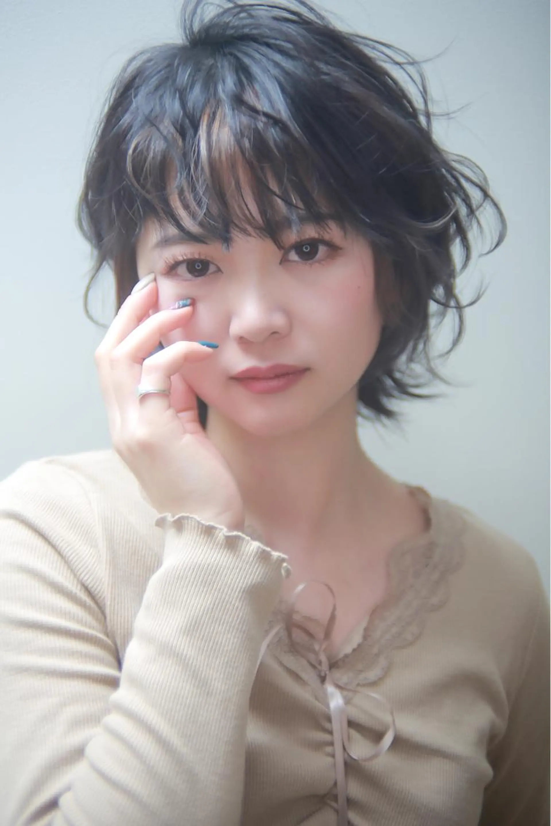 ショート カラー 伊藤 裕貴のヘアスタイル