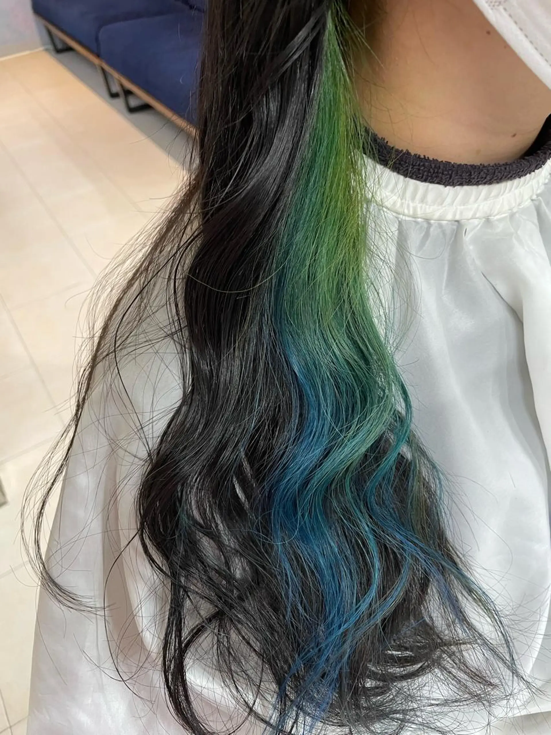 カラー ○HITOMI ○のヘアスタイル