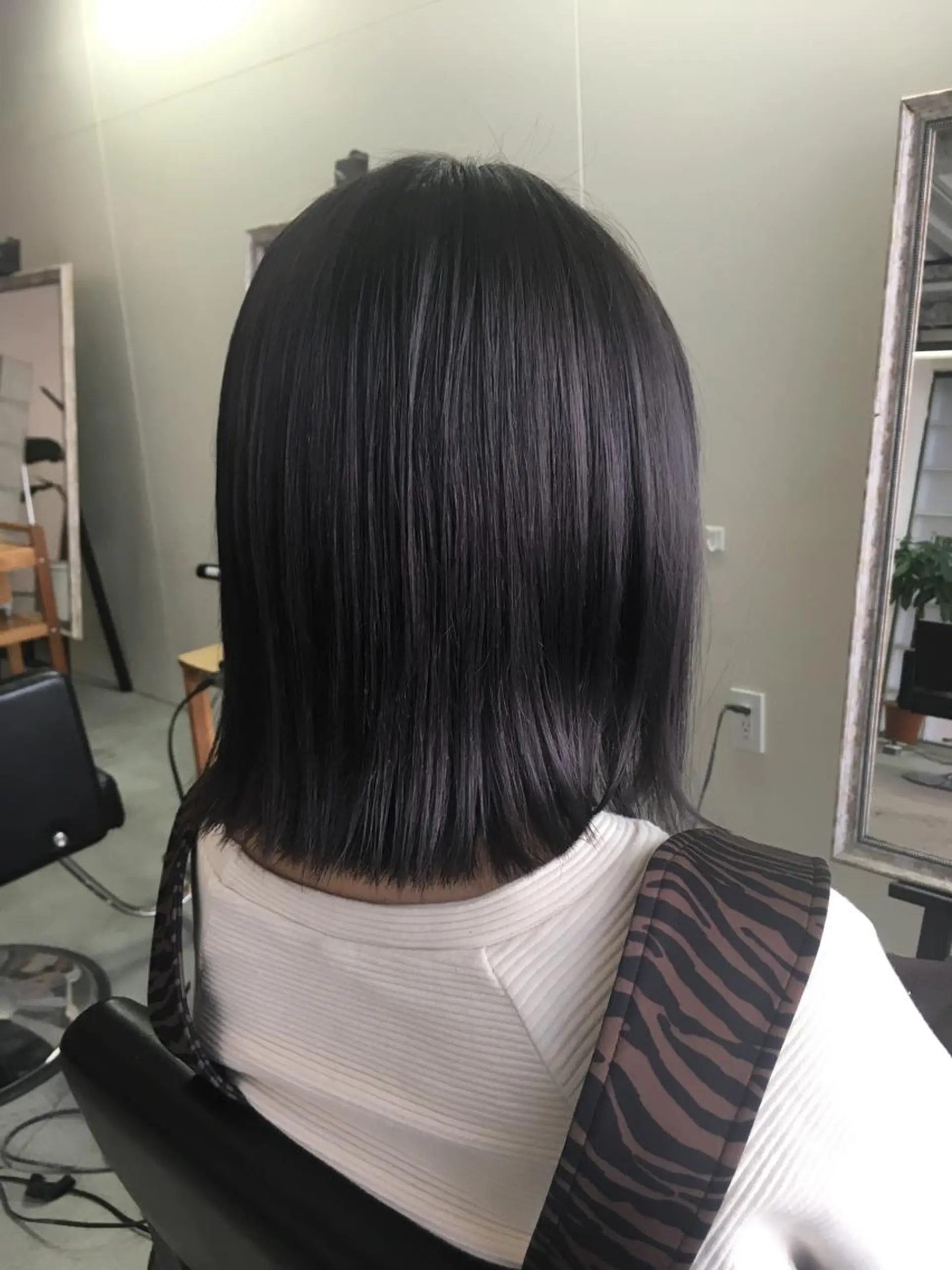 ミディアム カラー アッシュ ラベンダーカラー カット 縮毛矯正 トリートメント フジサキ ケンのヘアスタイル