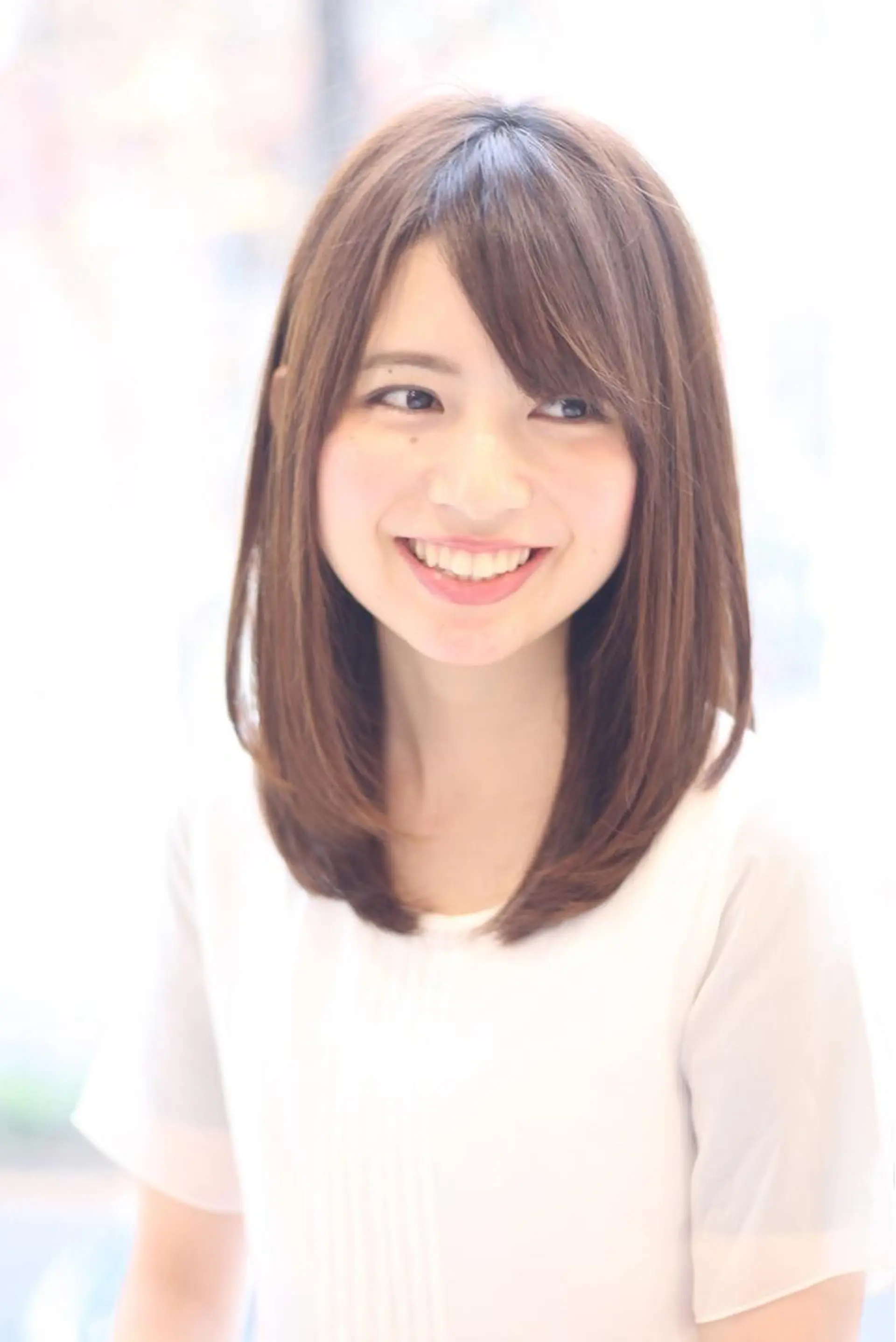 ミディアム 縮毛矯正⭐️ TAKAHIROのヘアスタイル