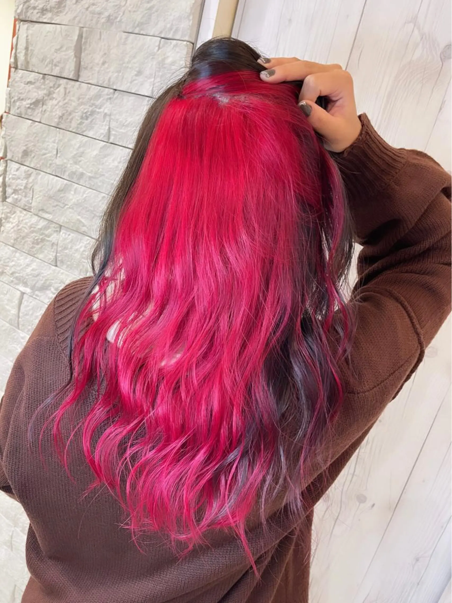 カラー レッドカラー ヘアカラー 名古屋のピンク好き かずくん🦩のヘアスタイル