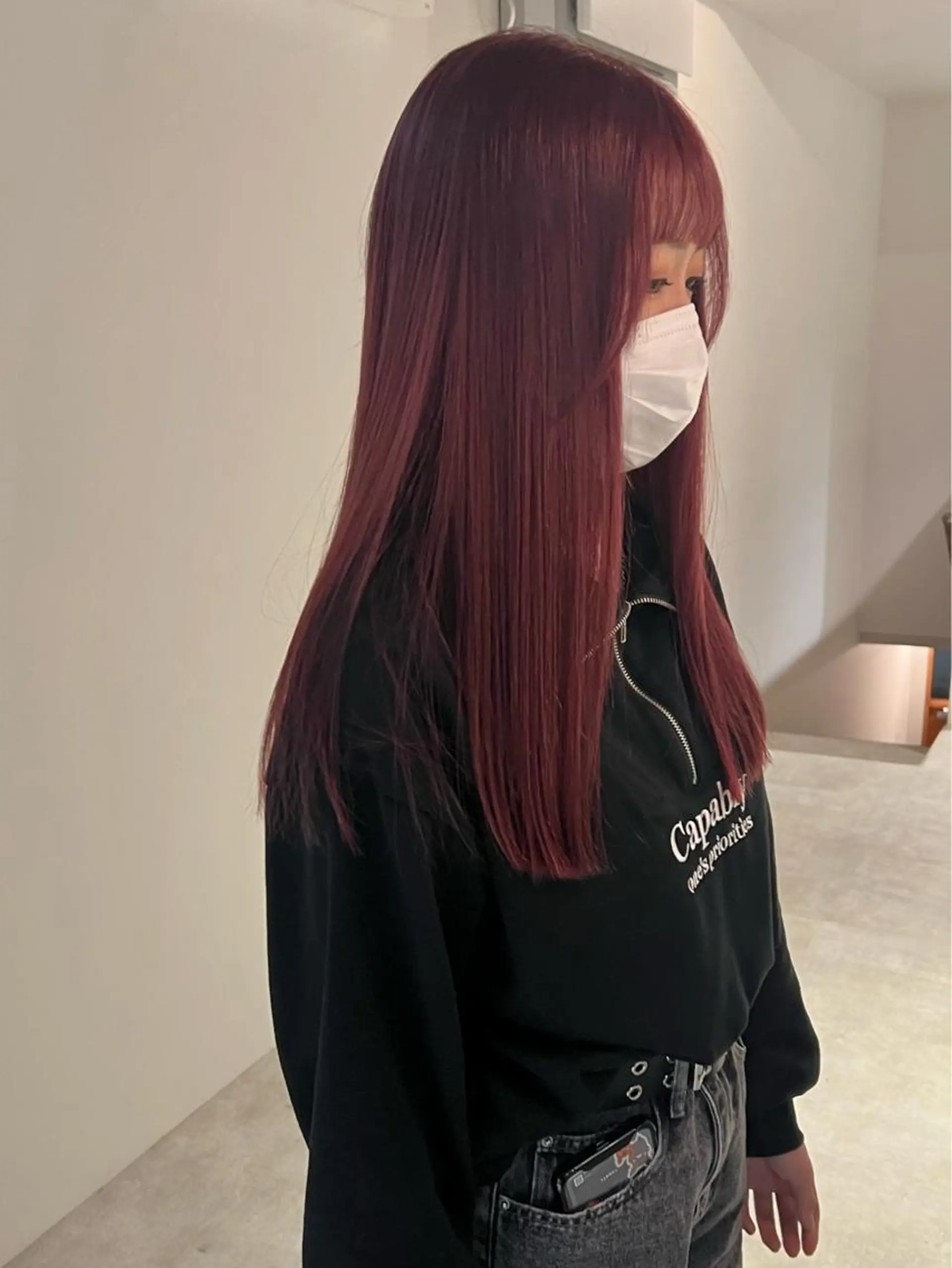 ロング カラー ブリーチ カット ヘアカラー io濱川 遥のヘアスタイル