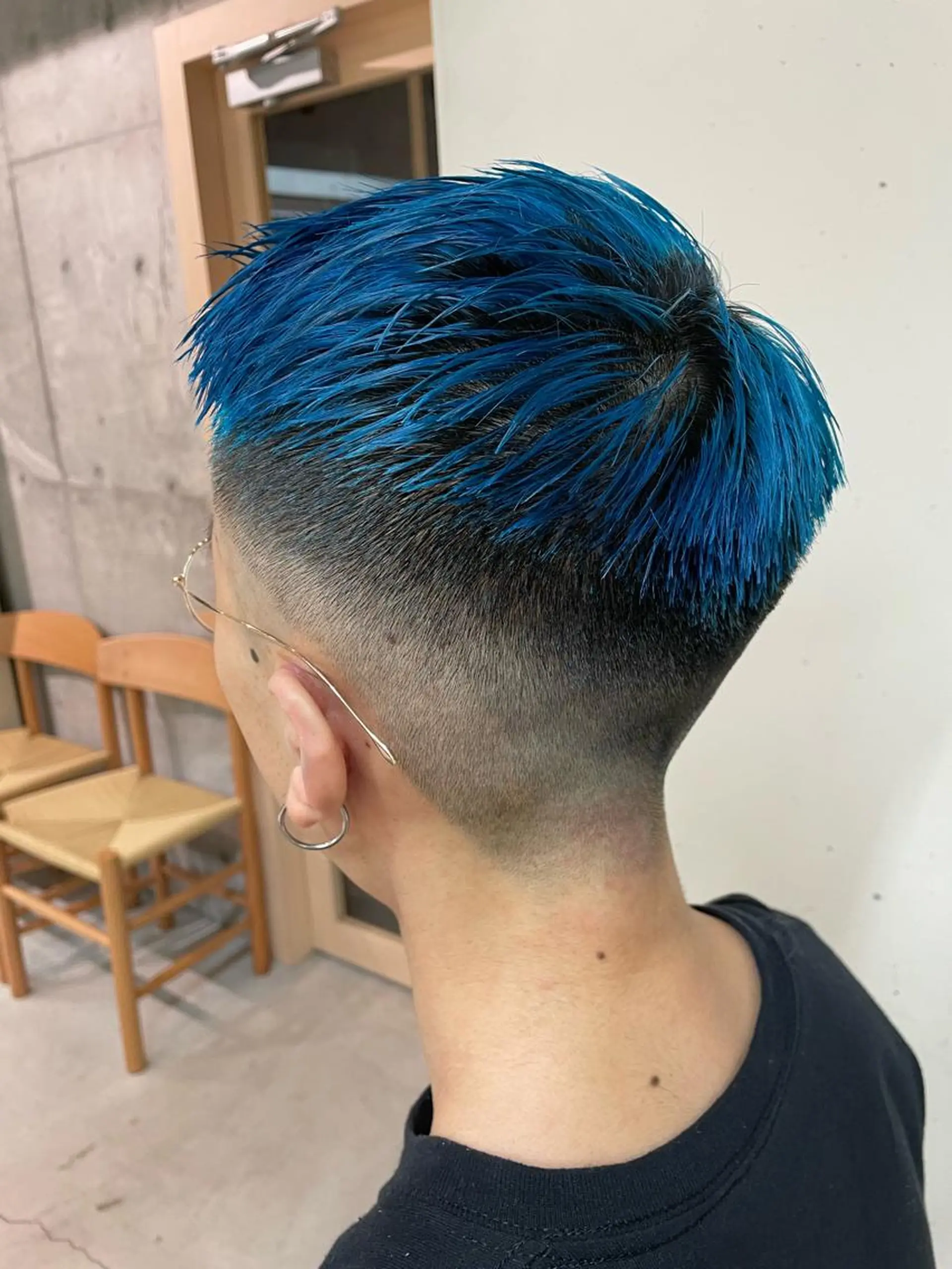 ショート カラー ブルーカラー mee.浦和店所属・浦和指名率No.1 ショート特化美容師のヘアスタイル