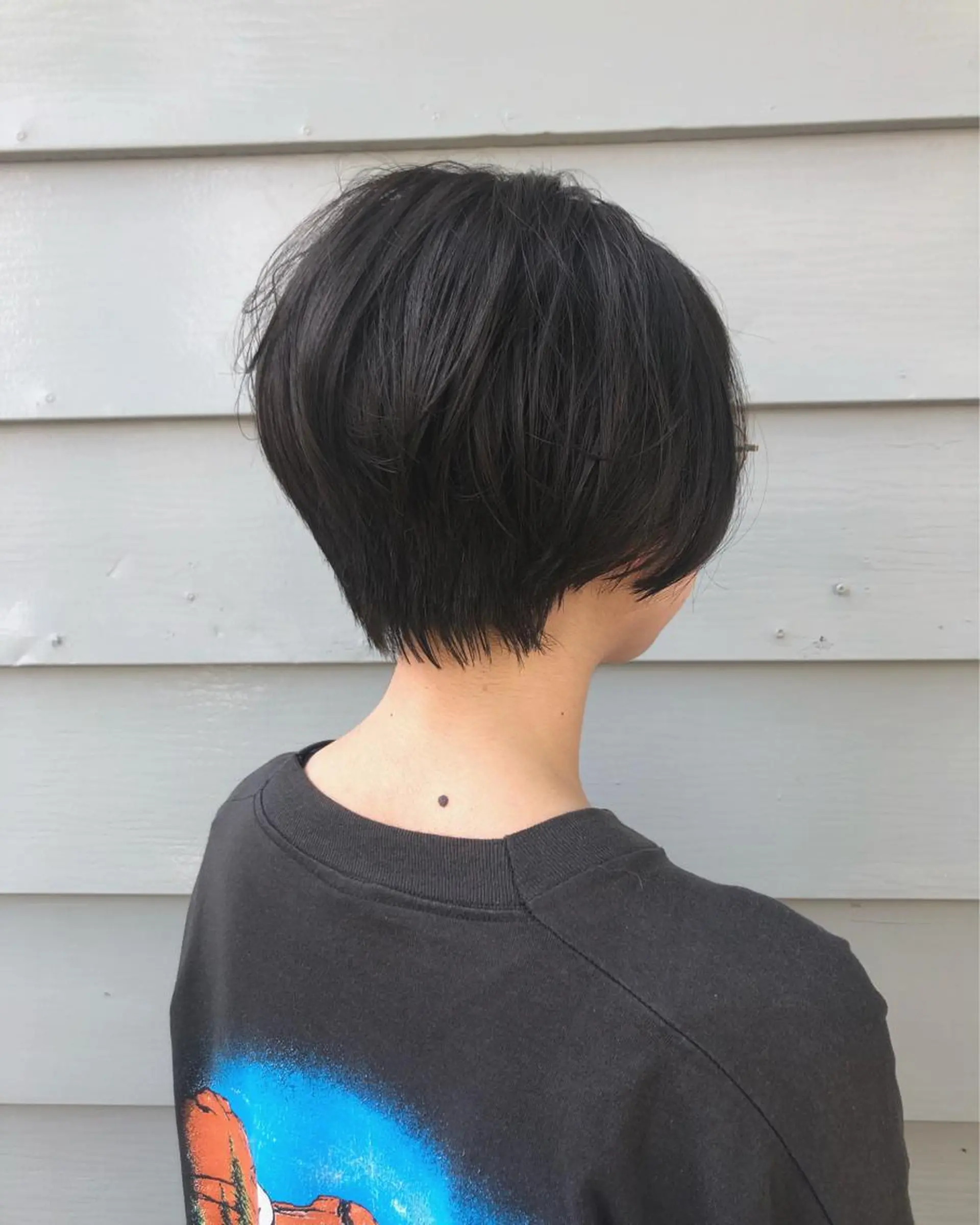 ショート カット 塔崎 りこのヘアスタイル