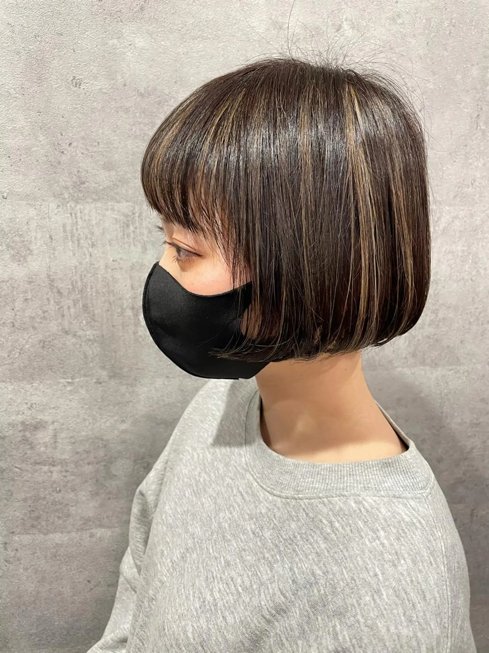 ショート カラー 西 めぐみのヘアスタイル