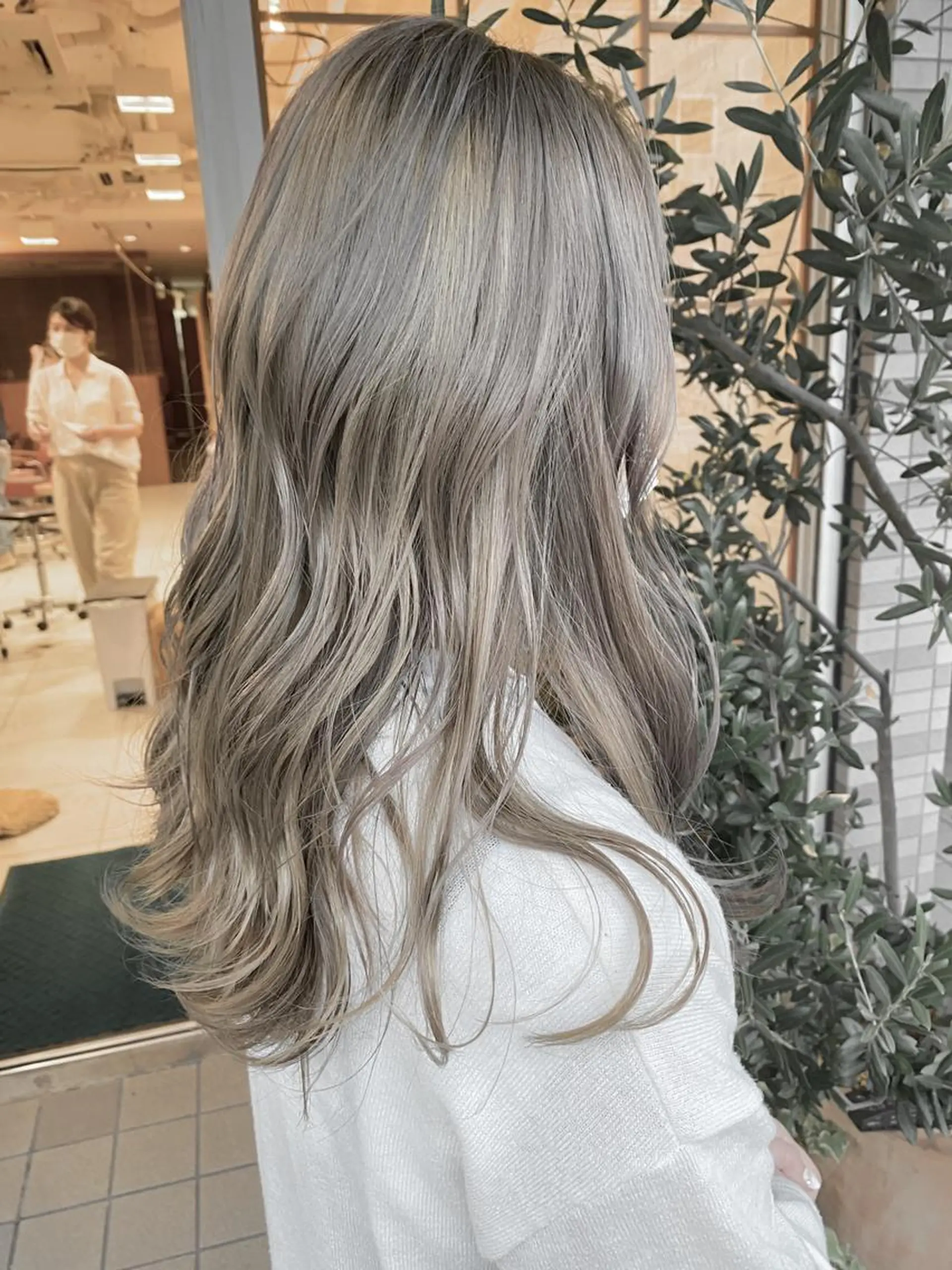 ロング カラー パーマ ヘアアレンジ ブリーチ 透明感カラー ハイライトカラー ボブ くせ毛 増子 幹樹のヘアスタイル