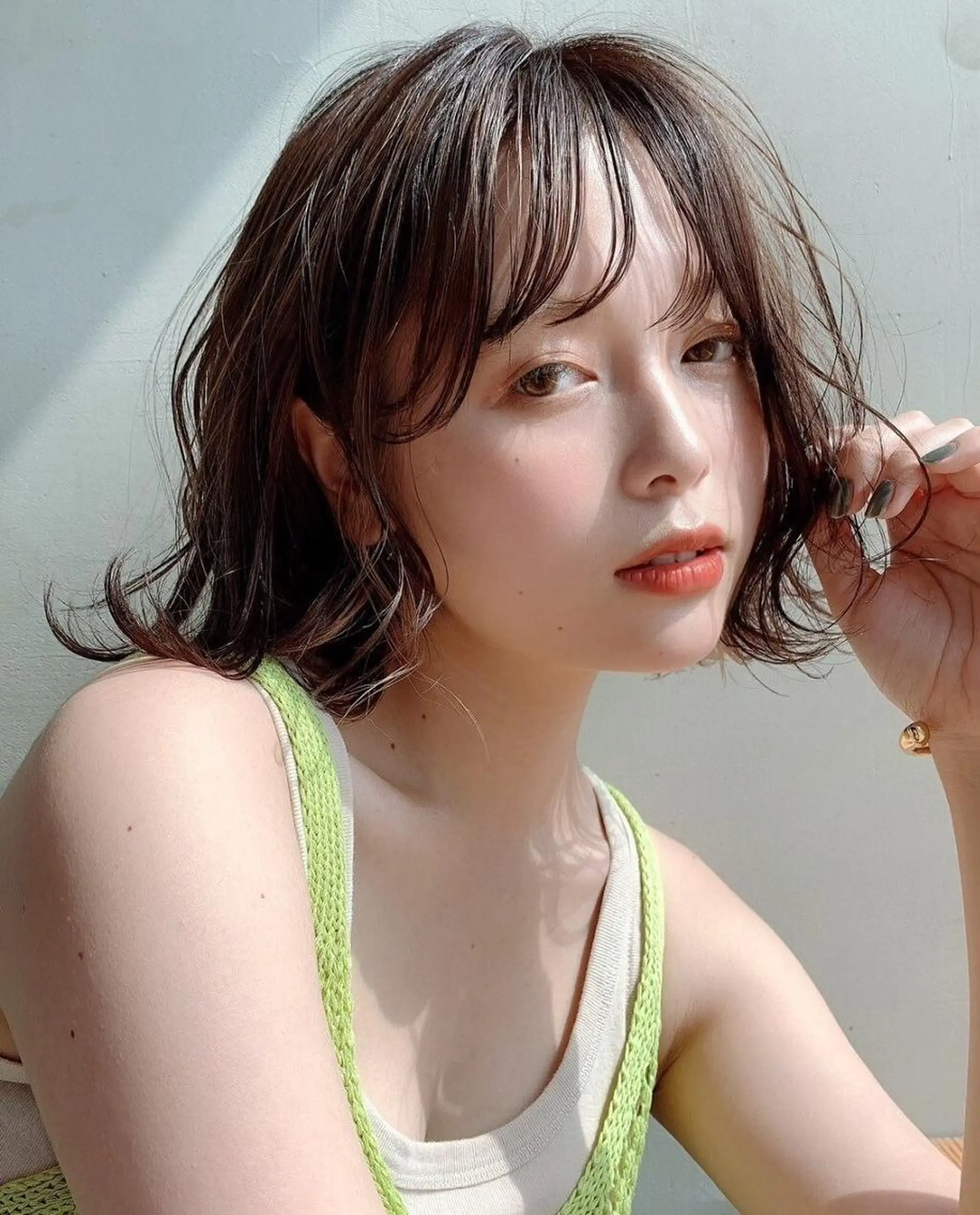 ミディアム カット WILLOW 京橋のヘアスタイル