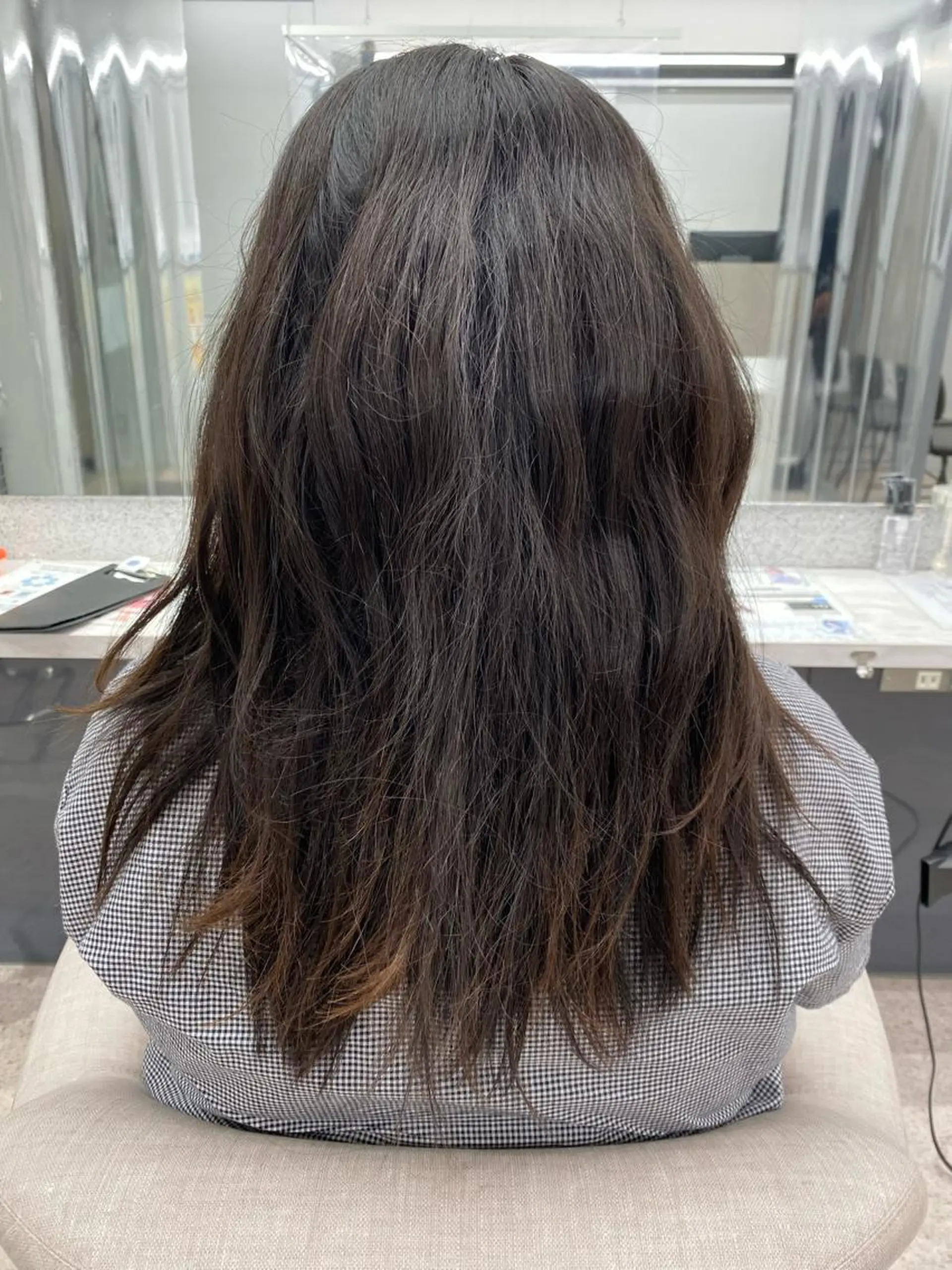 セミロング カラー パーマ ヘアアレンジ メンズ キッズ ネイル マツエク・マツパ 京都レイヤーカット/ 縮毛矯正/羽柴りくのヘアスタイル