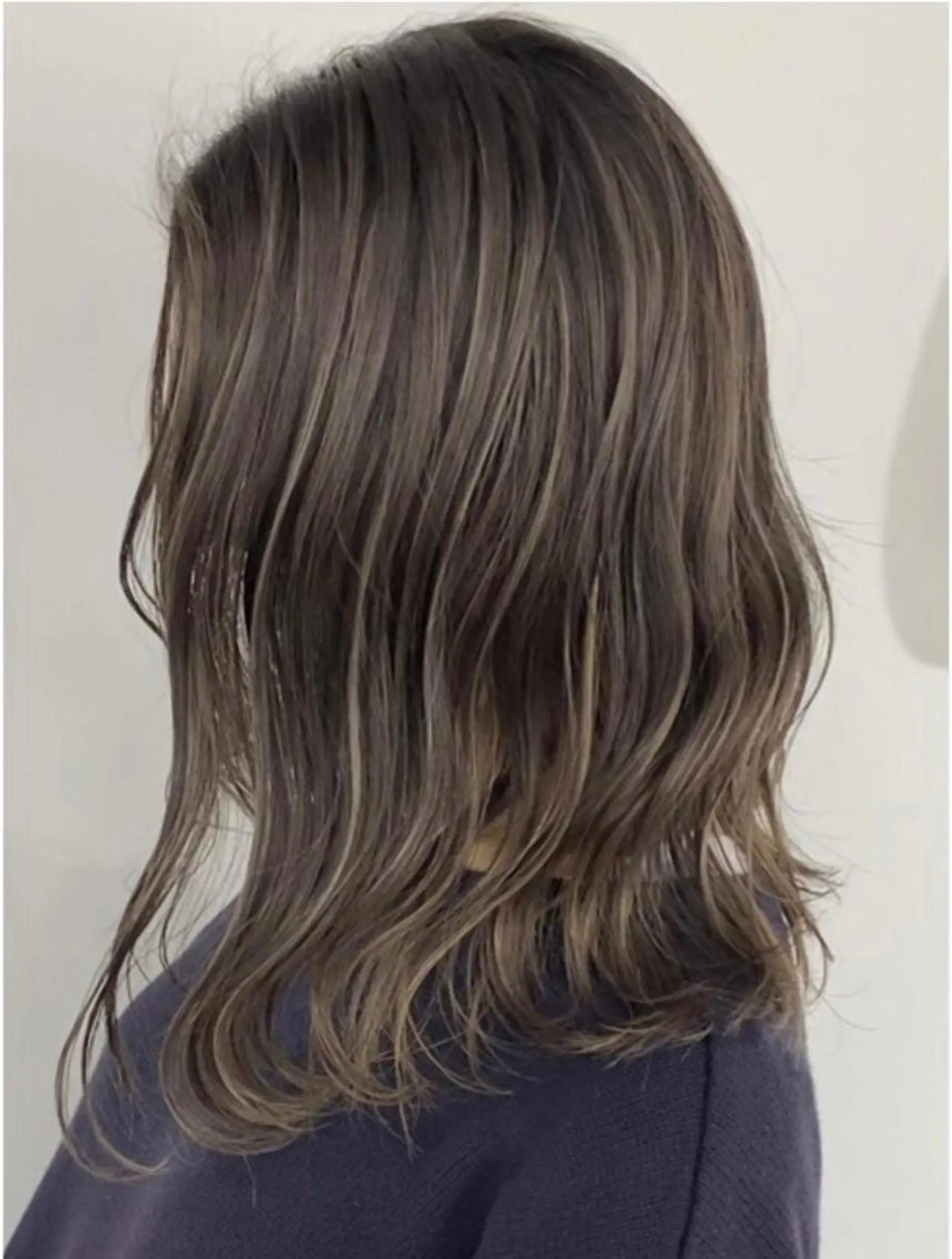 ミディアム カラー Loem【ロエム】所属・RINA 【Loem】のヘアスタイル