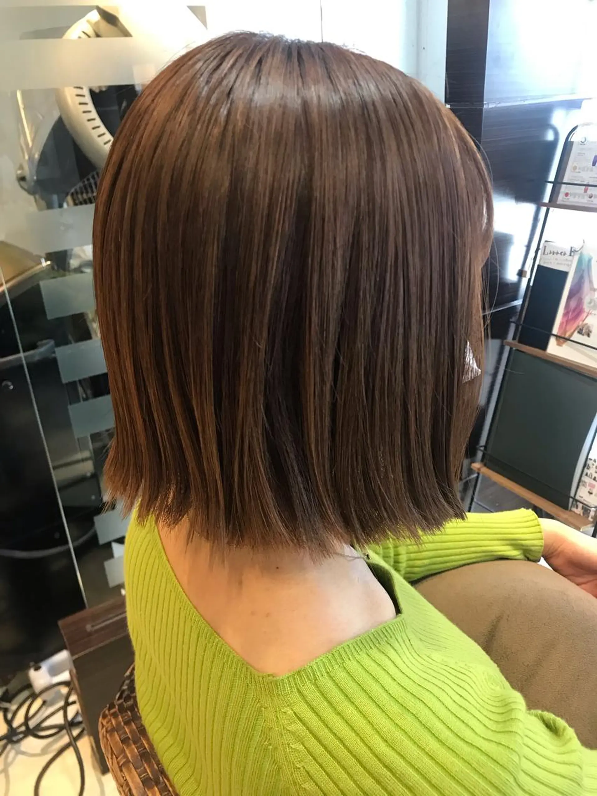 ミディアム カット ヘアカラー トリートメント 岩上 充希のヘアスタイル