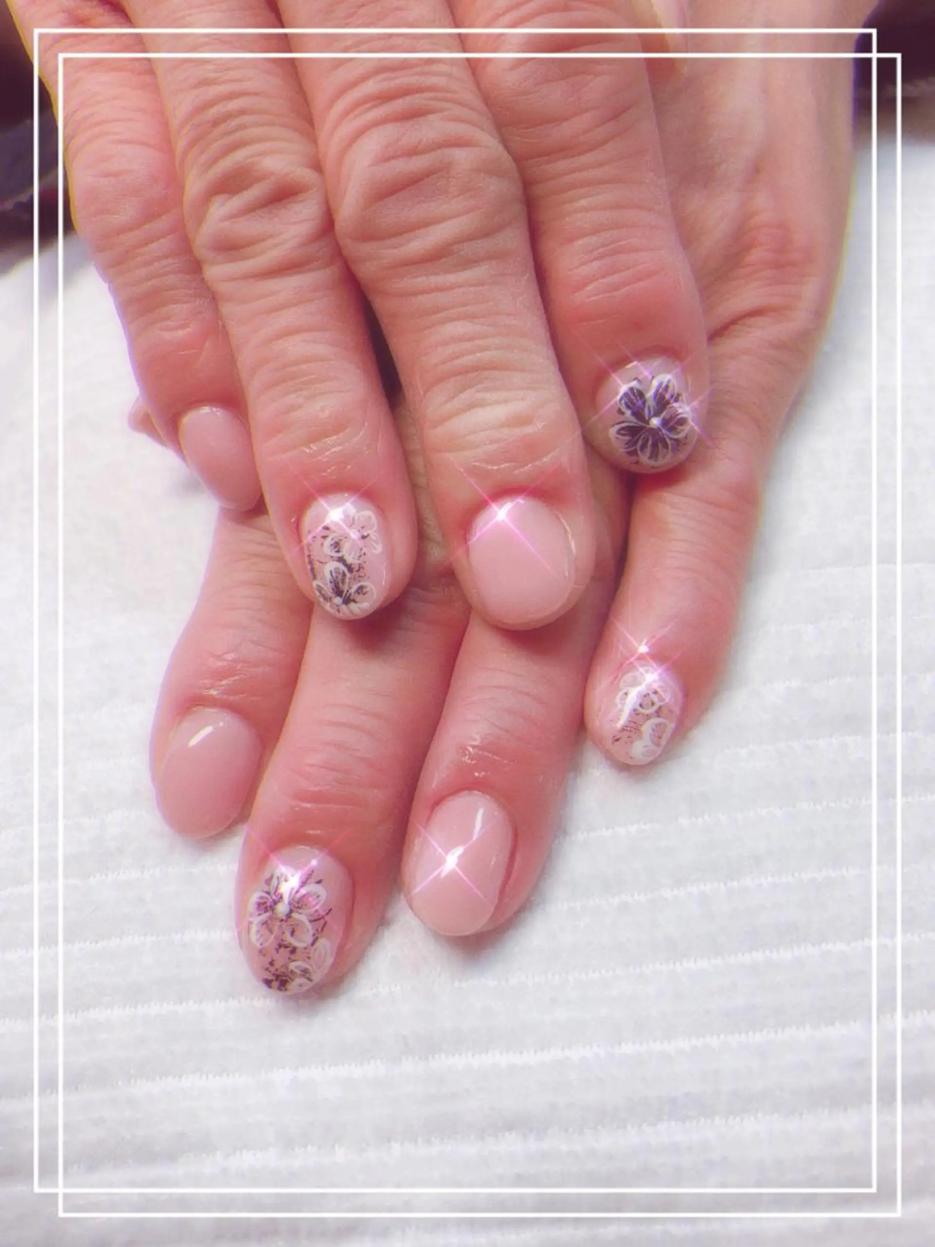 ネイル Bella  totalbeauty所属・Bella 齋藤理奈のネイルデザイン