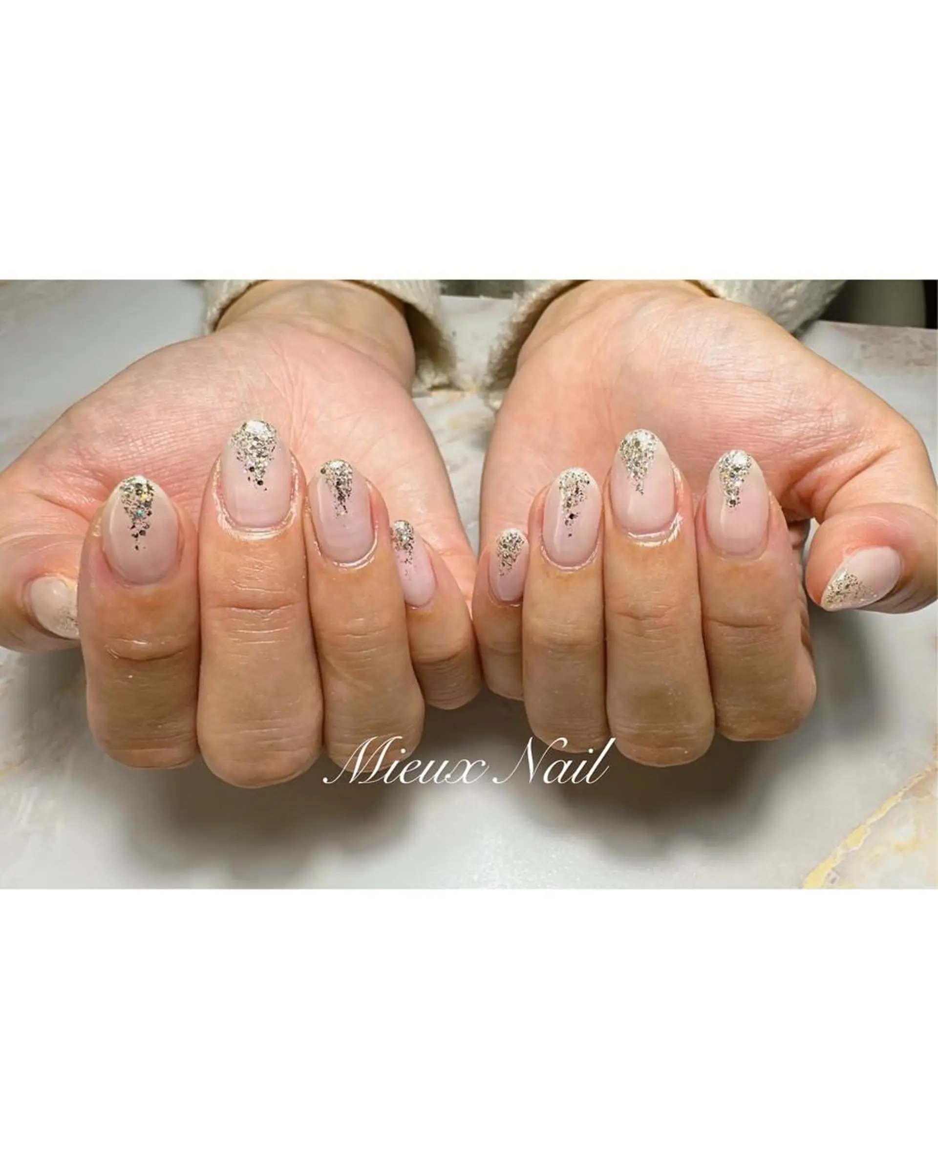 ネイル アートネイル ブルー オフィスネイル ワンカラーネイル シルバー ハンドネイル 市川 麻衣子のネイルデザイン