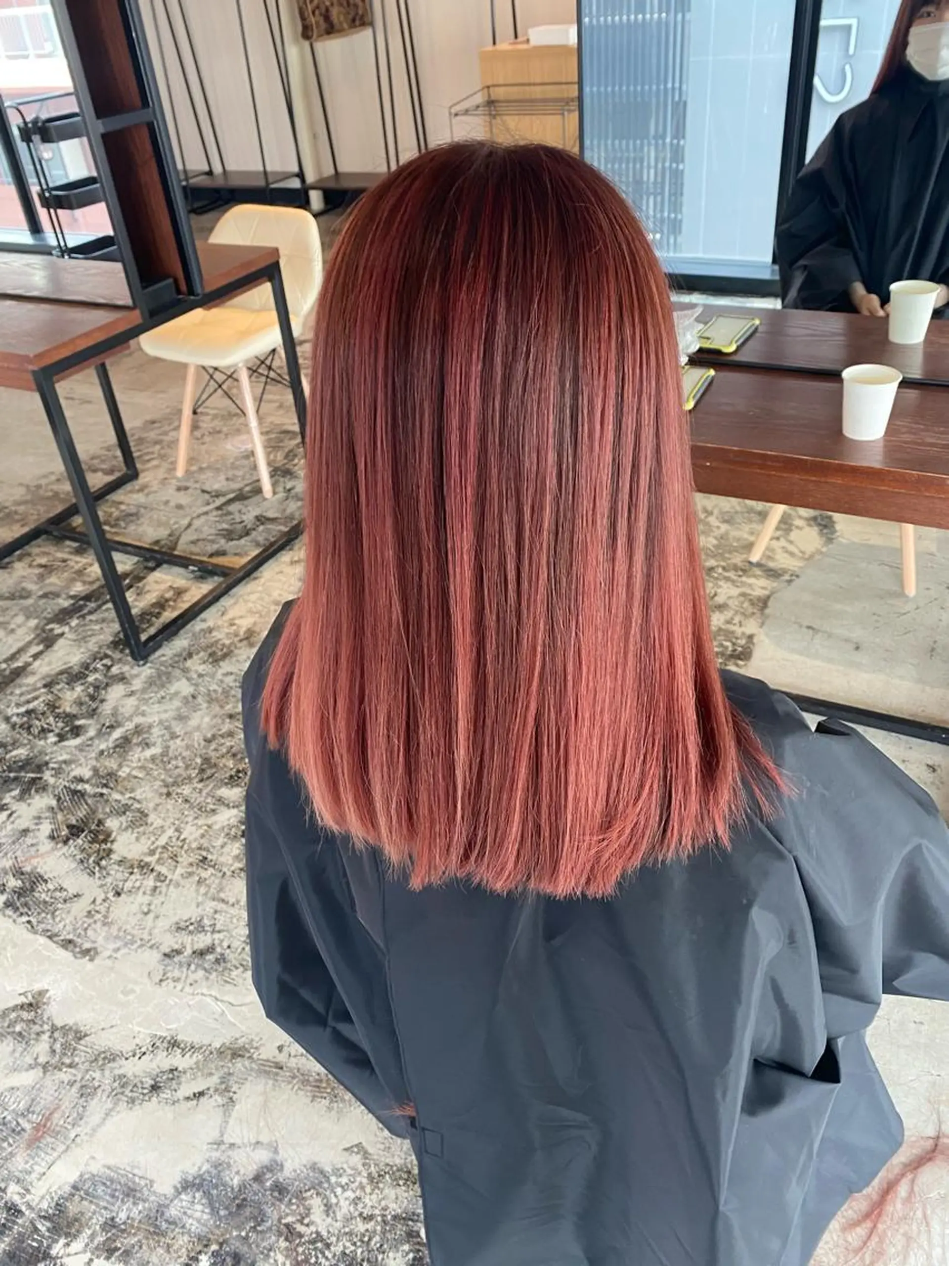 セミロング カラー バレイヤージュ ブリーチ ピンクカラー レイヤーカット 🔹YUTA🔹 メンズパーマのヘアスタイル