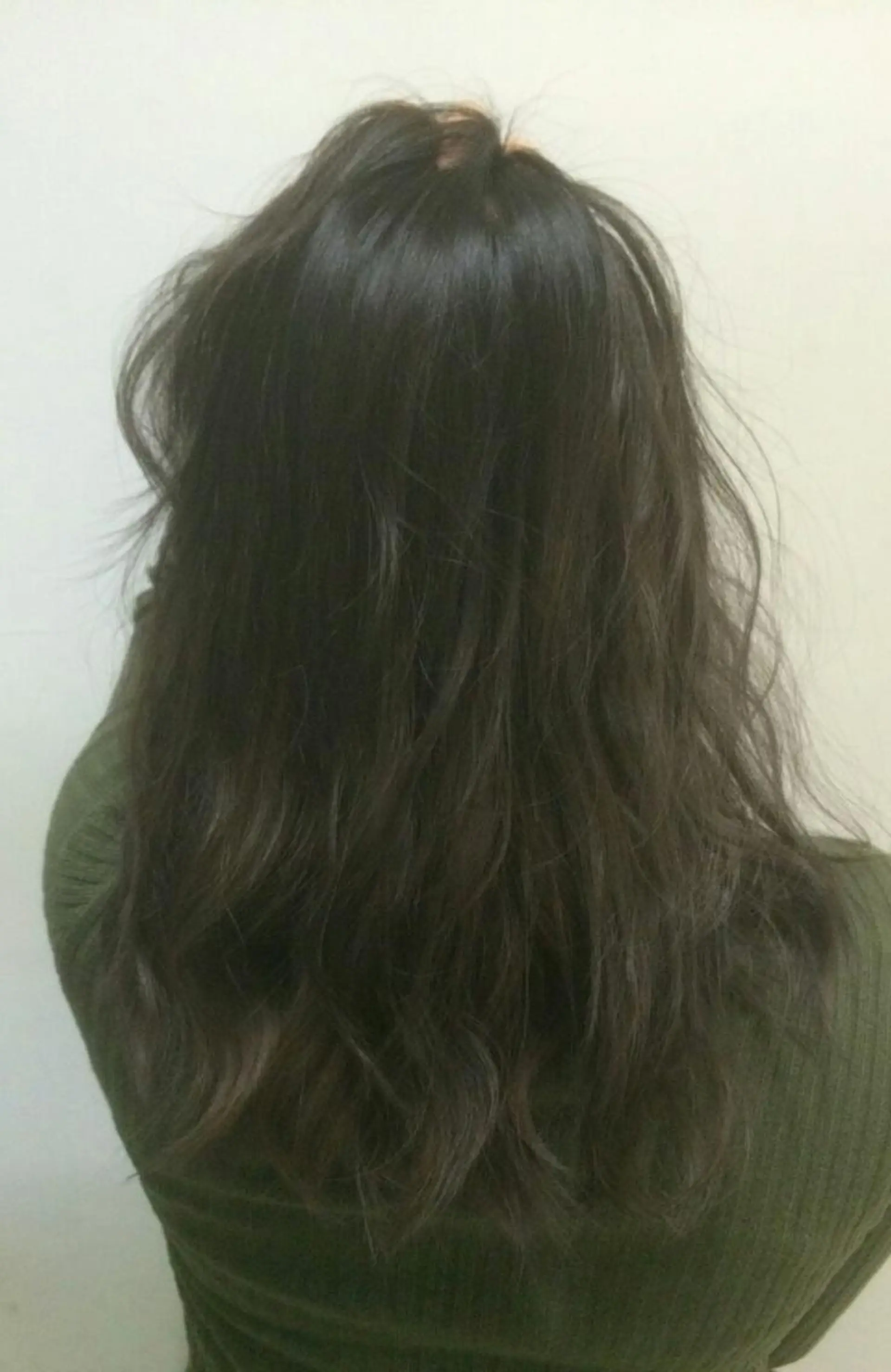 セミロング ロング カラー ダークグレー バイオレットカラー 100%髪質改善特化 TRUNSのヘアスタイル