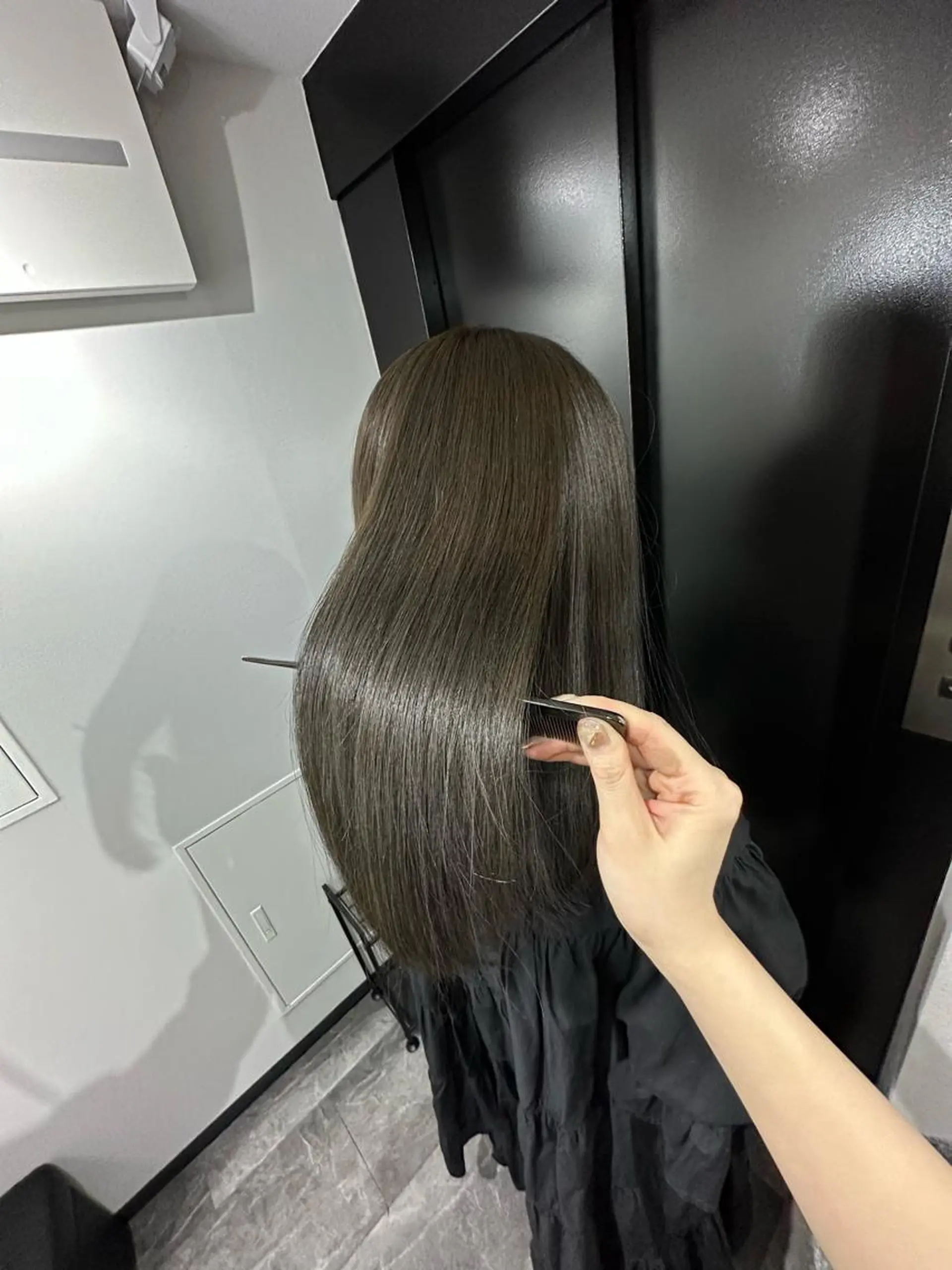 セミロング カラー カット ヘアカラー トリートメント 近藤千翔🩵 髪質改善Periodのエステ・リラクイメージ