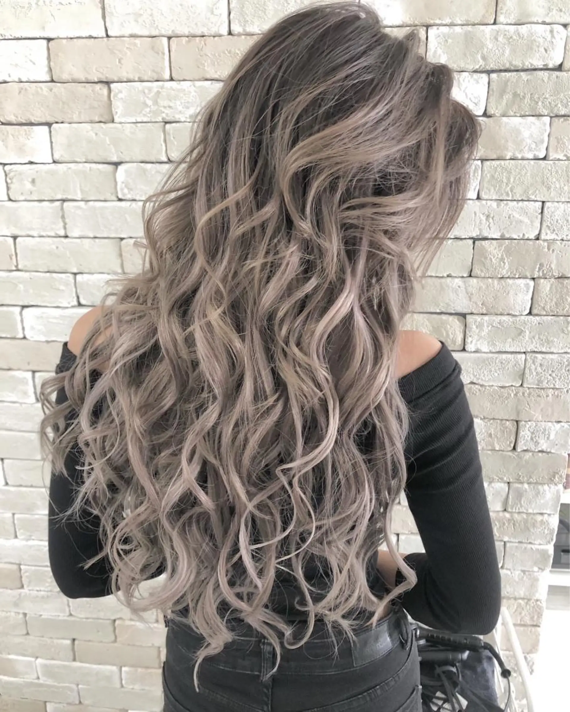 ロング ️❤️透明感カラー Yūka❤️のヘアスタイル