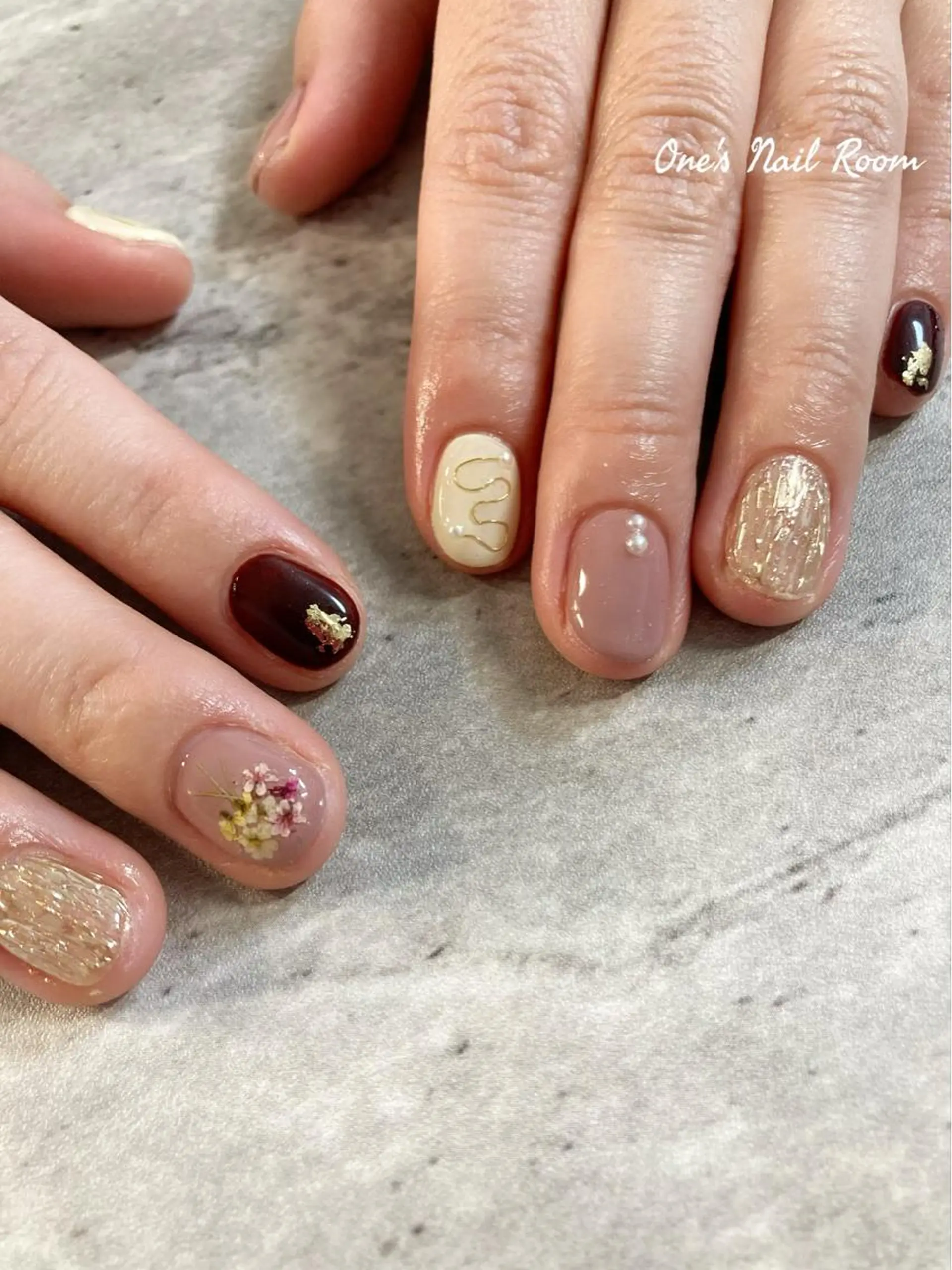 ネイル ハンドネイル One's Nail Roomのネイルデザイン
