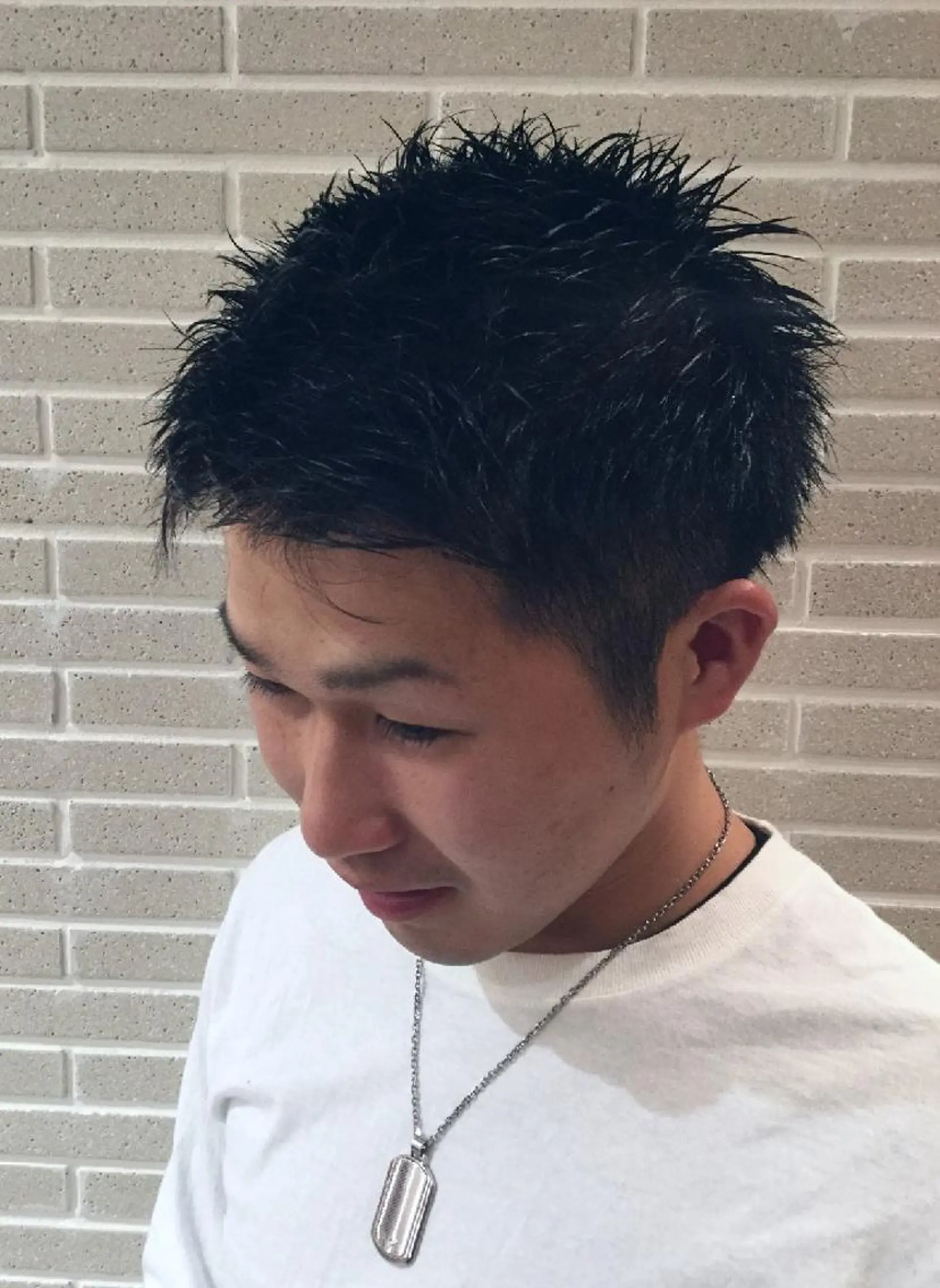 メンズ ブリーチ/ヘアケア/ 艶髪/イギチハルのヘアスタイル