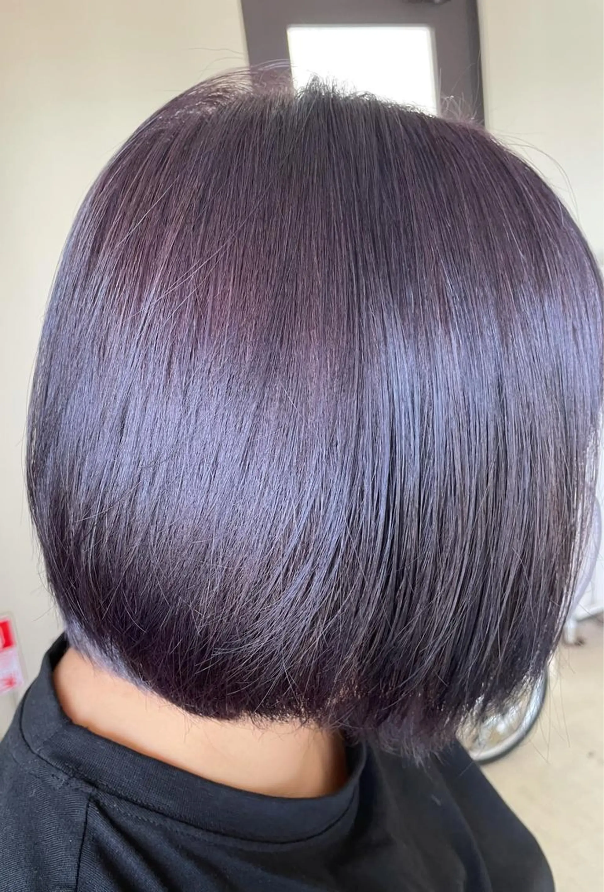 カラー アッシュ ブリーチ パープルアッシュ head to head所属・maeda maiのヘアスタイル