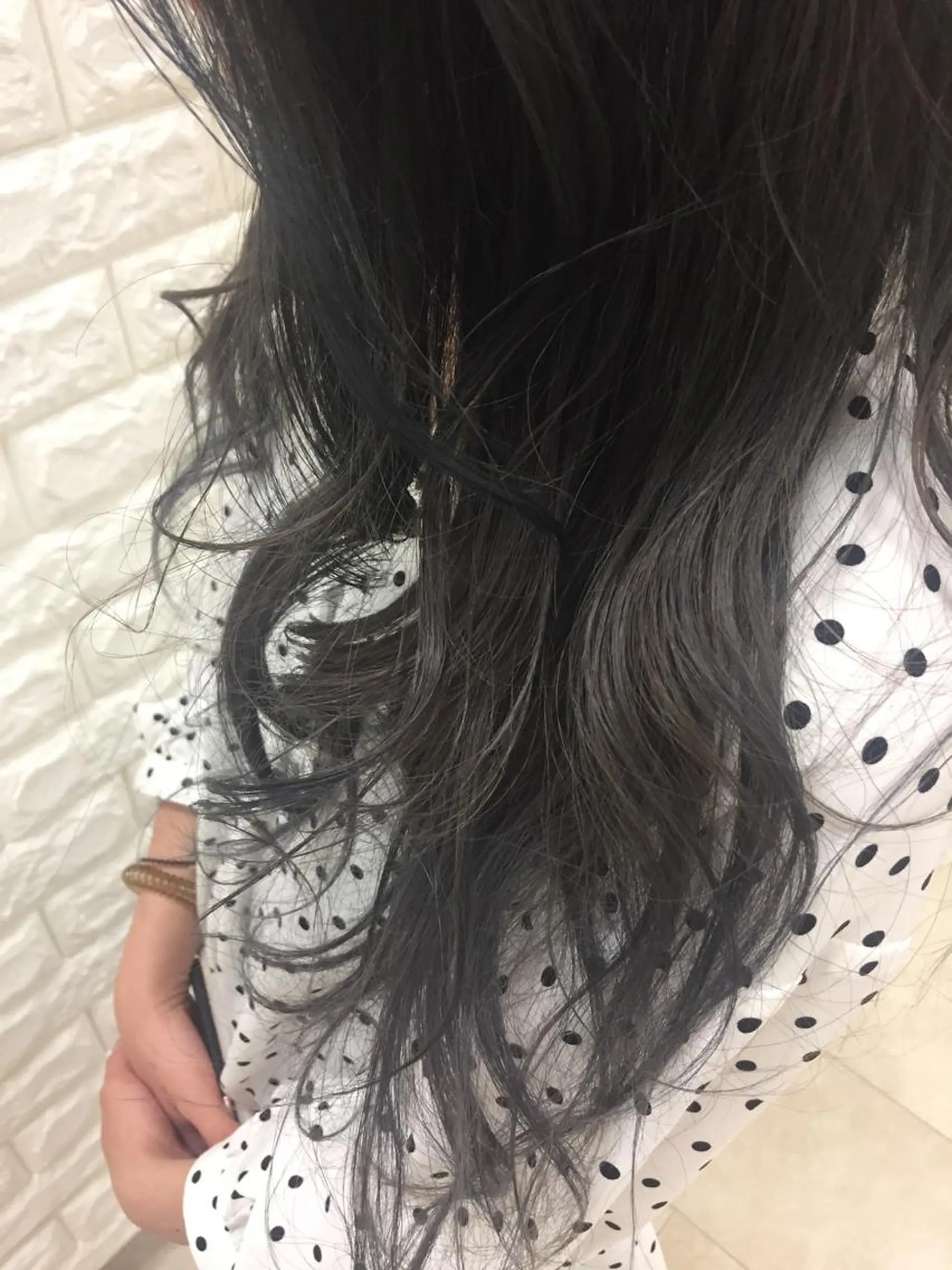 ロング カラー ブルーカラー ブルージュ 似合わせ.ﾍｱｾｯﾄ 得意🌹井上美沙のヘアスタイル