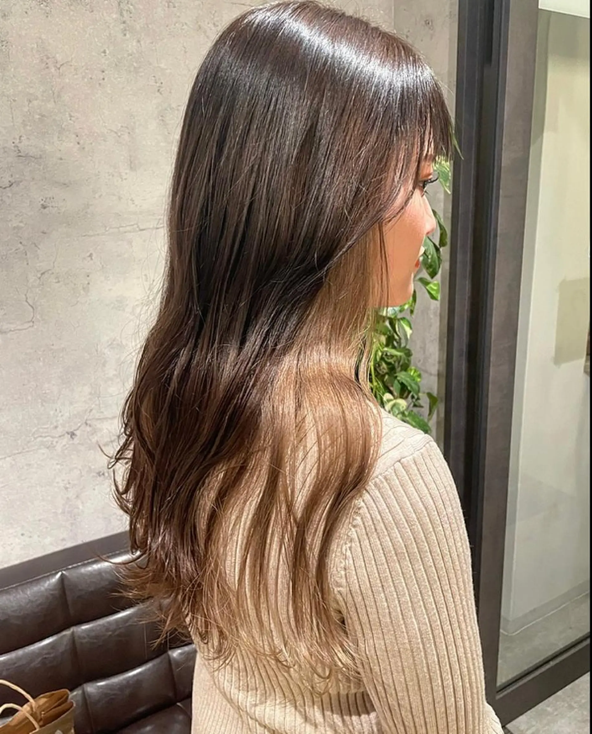 セミロング カラー ヘアカラー 🌸インナーカラー 🌸藤井春華のヘアスタイル