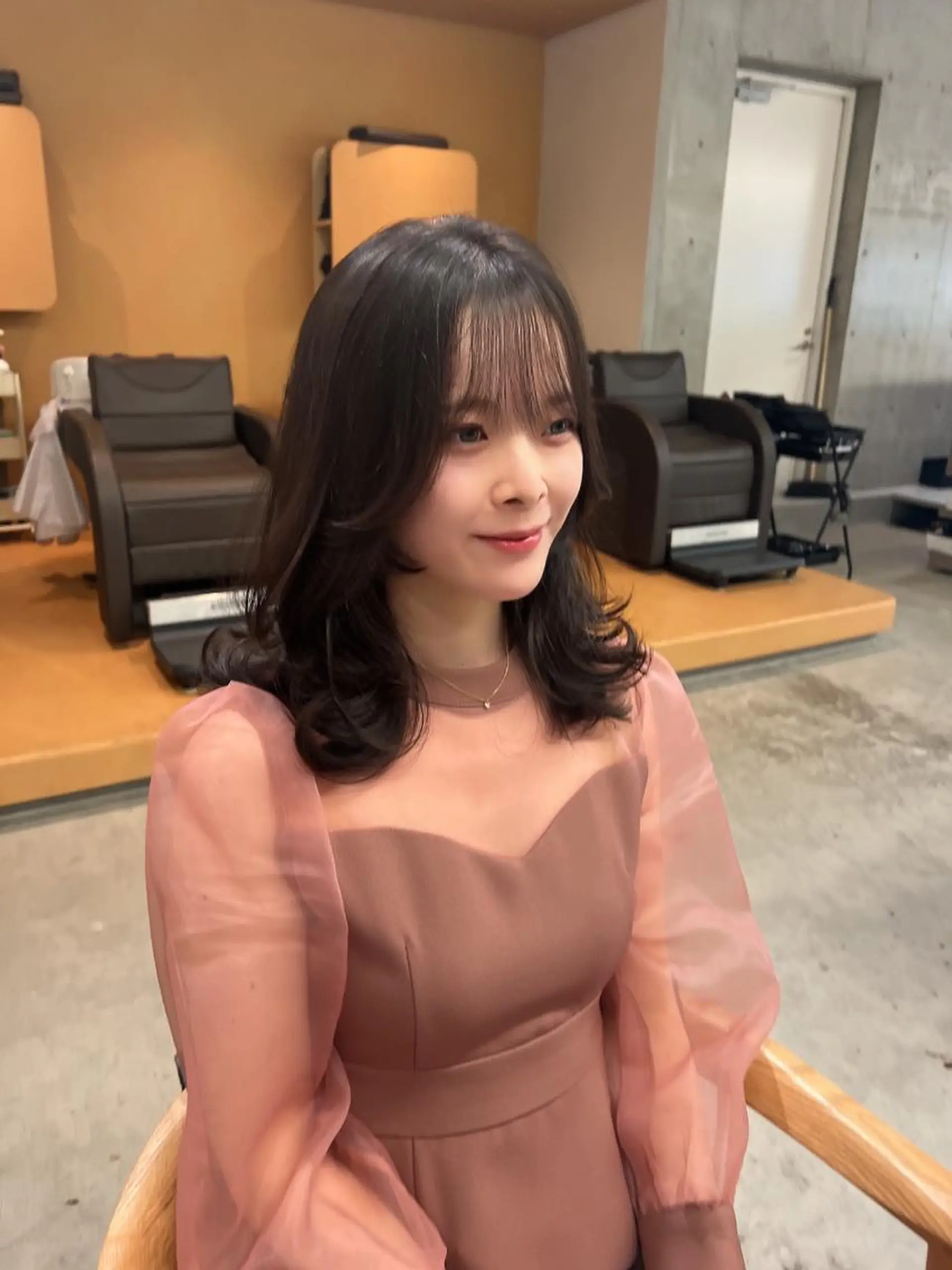 ロング 顔周りカット 伸ばしかけ レイヤーカット ロング カット 誰よりも丁寧なカット 🍀小林輝のヘアスタイル