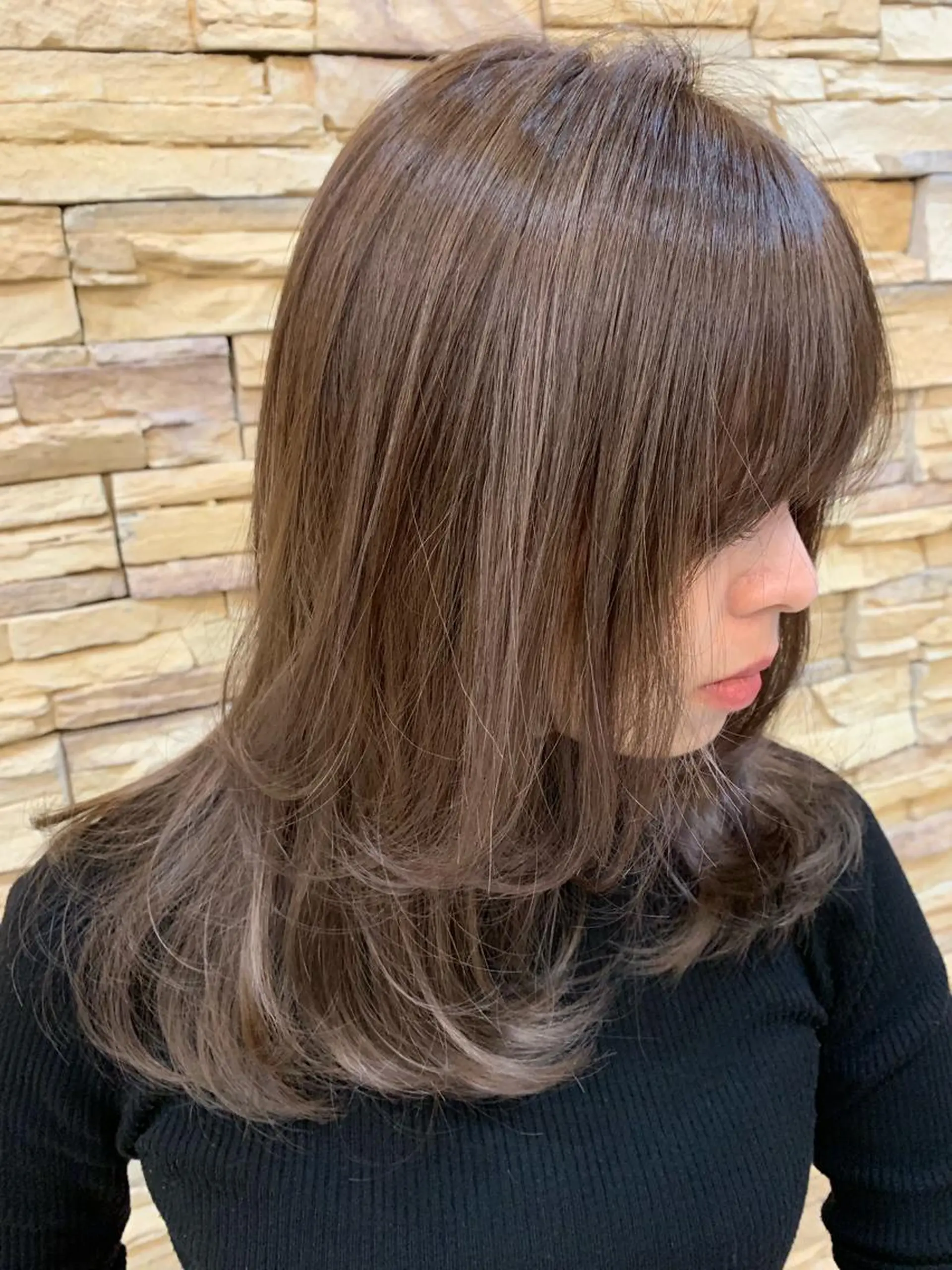 セミロング _WHITE所属・石川直樹 似合わせカット✨のヘアスタイル