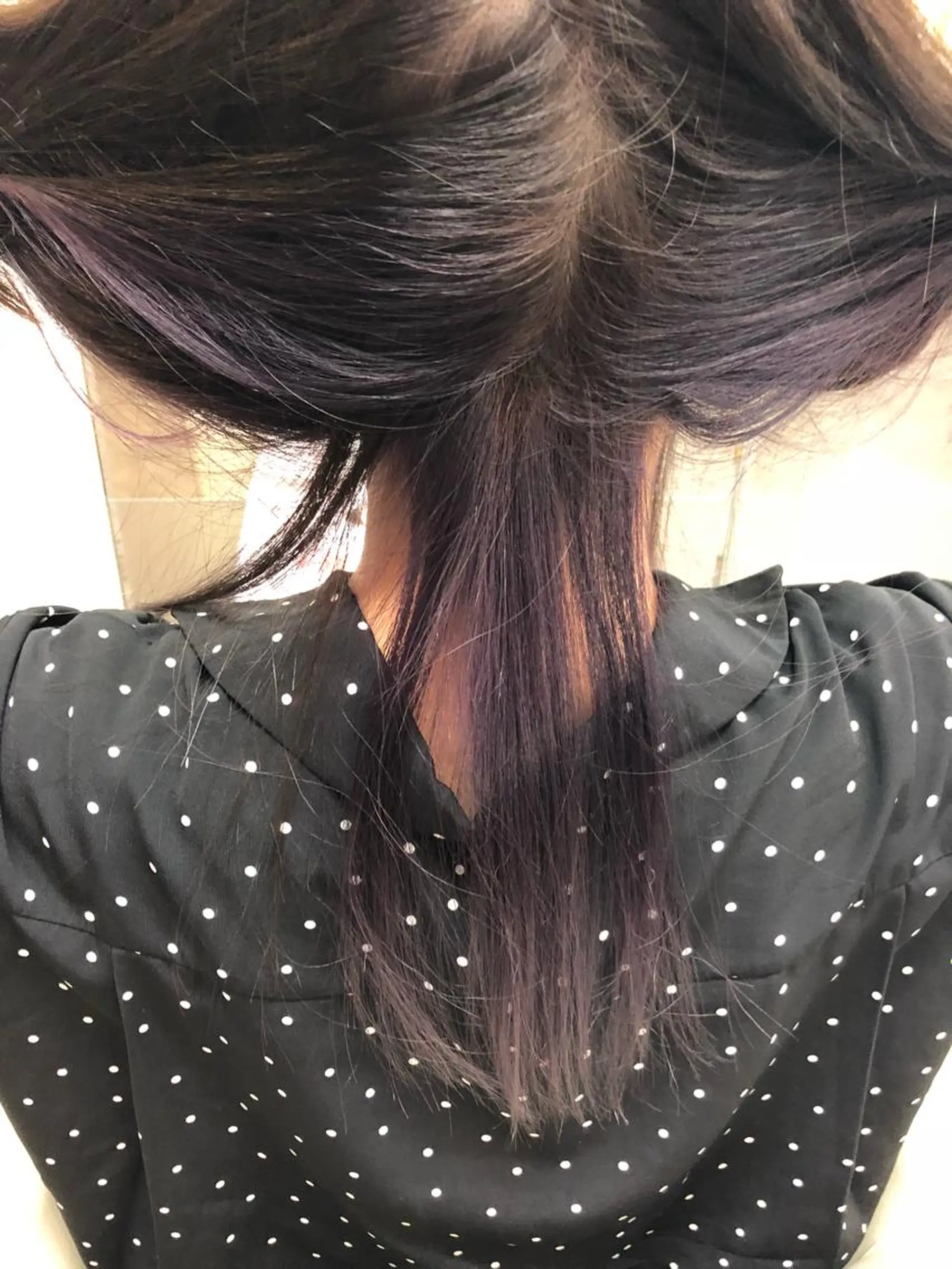 ミディアム カラー メンズ メンズインナーカラー インナーカラー パープルカラー シルバー 芝田  望優のヘアスタイル