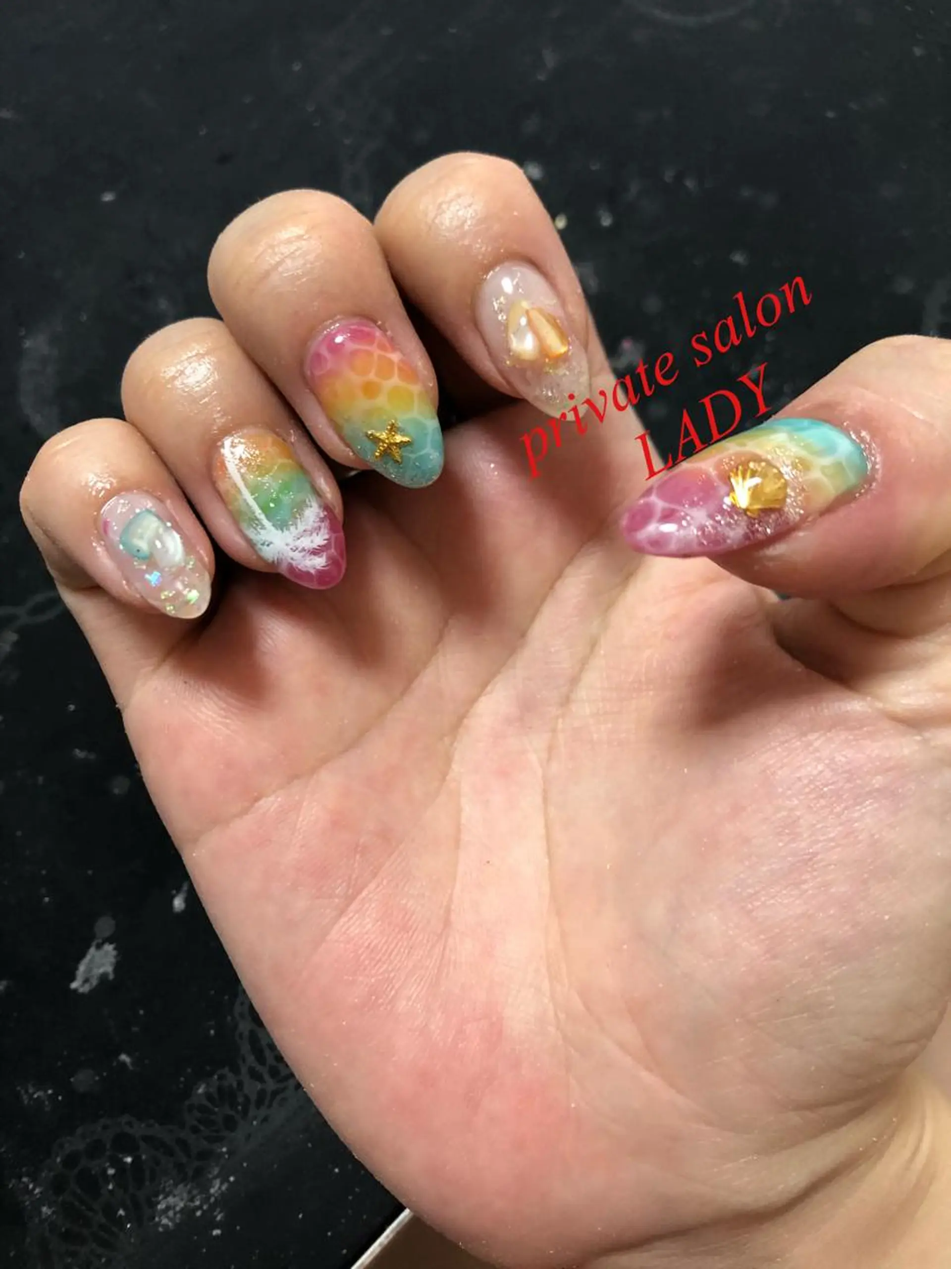 ネイル ハンドネイル 桜田 麻菜のネイルデザイン